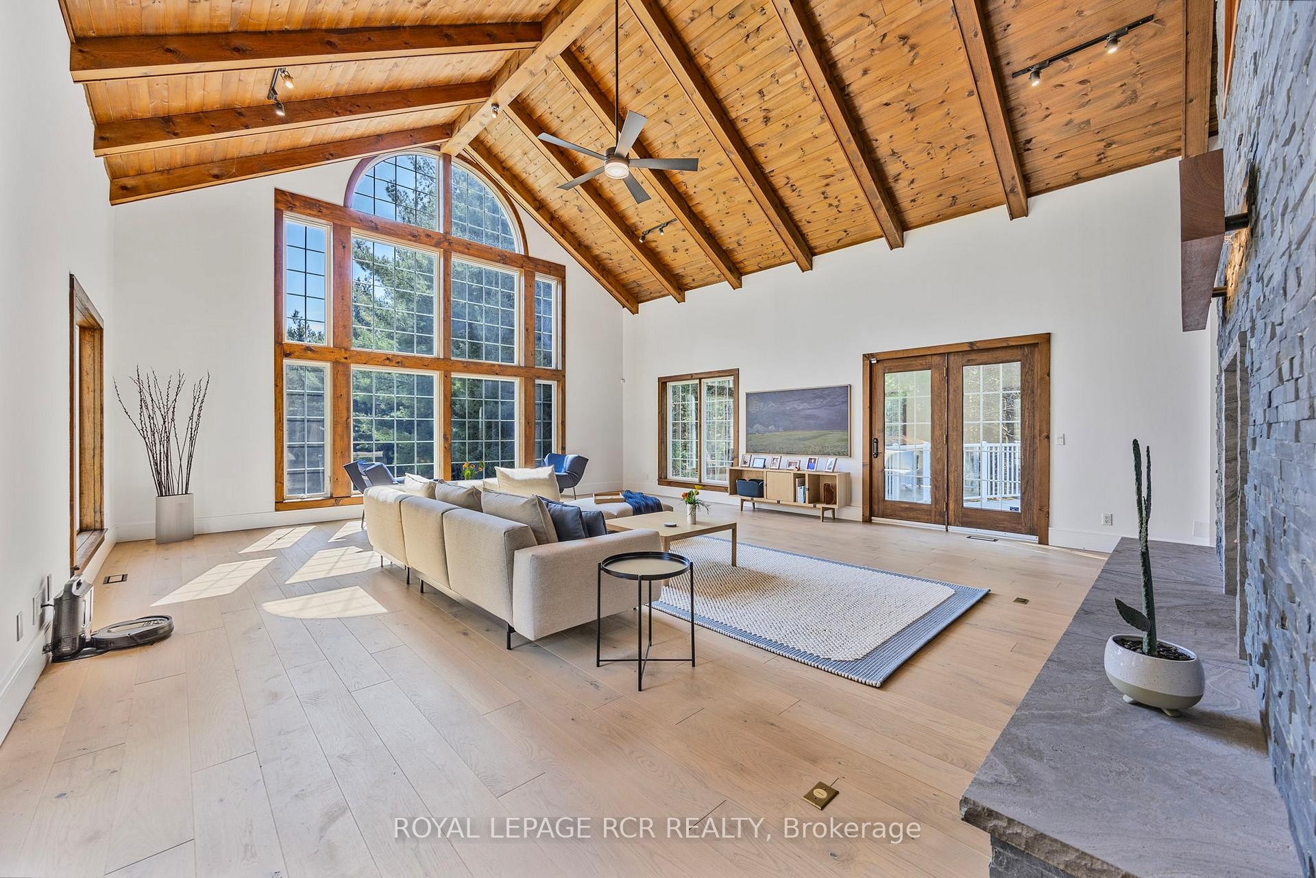 









428510


25th

Side Road,
Mono,




ON
L9V 1G4

