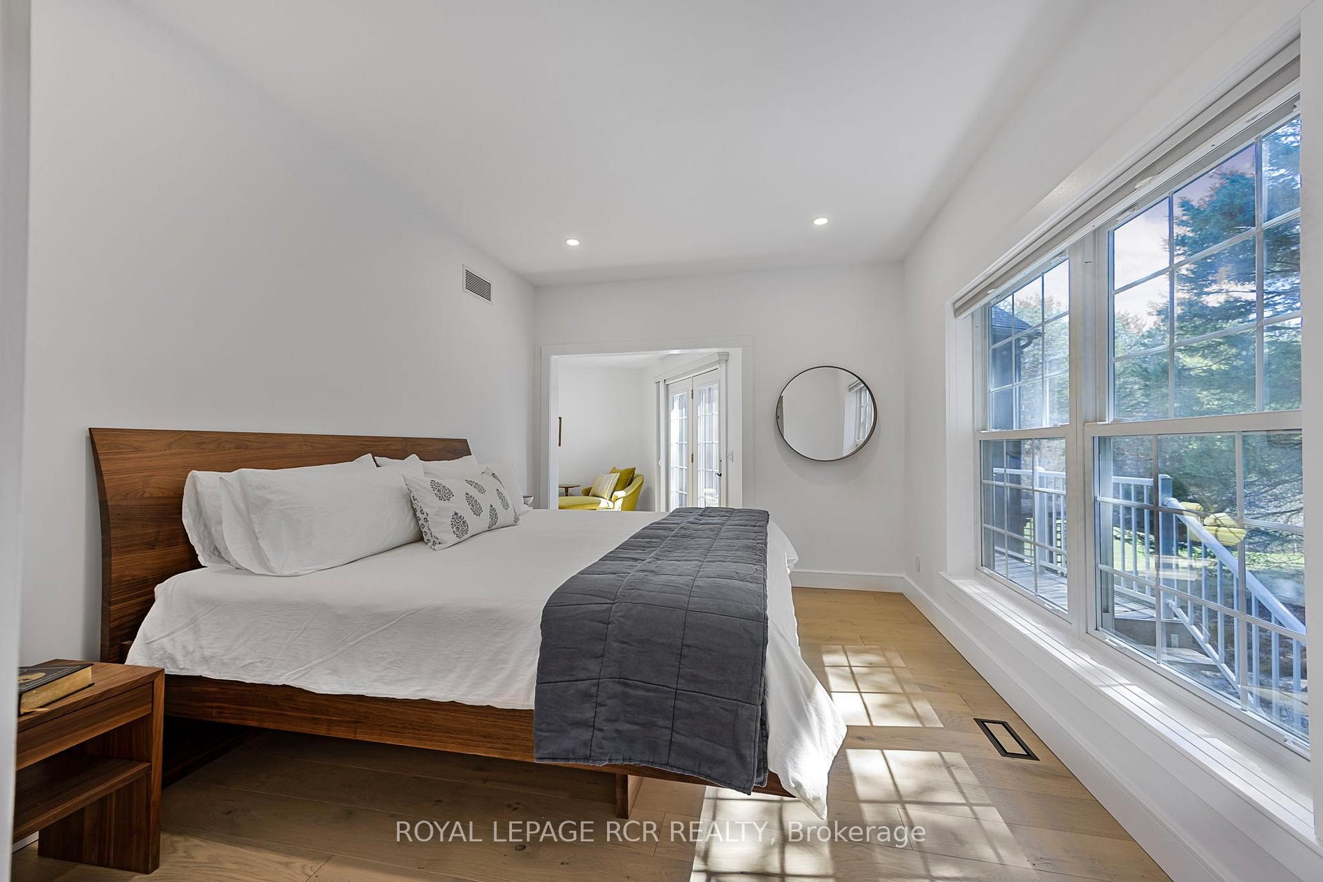 









428510


25th

Side Road,
Mono,




ON
L9V 1G4

