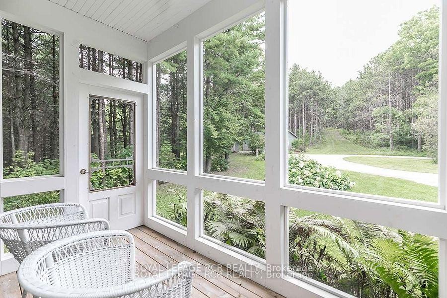 









428510


25th

Side Road,
Mono,




ON
L9V 1G4

