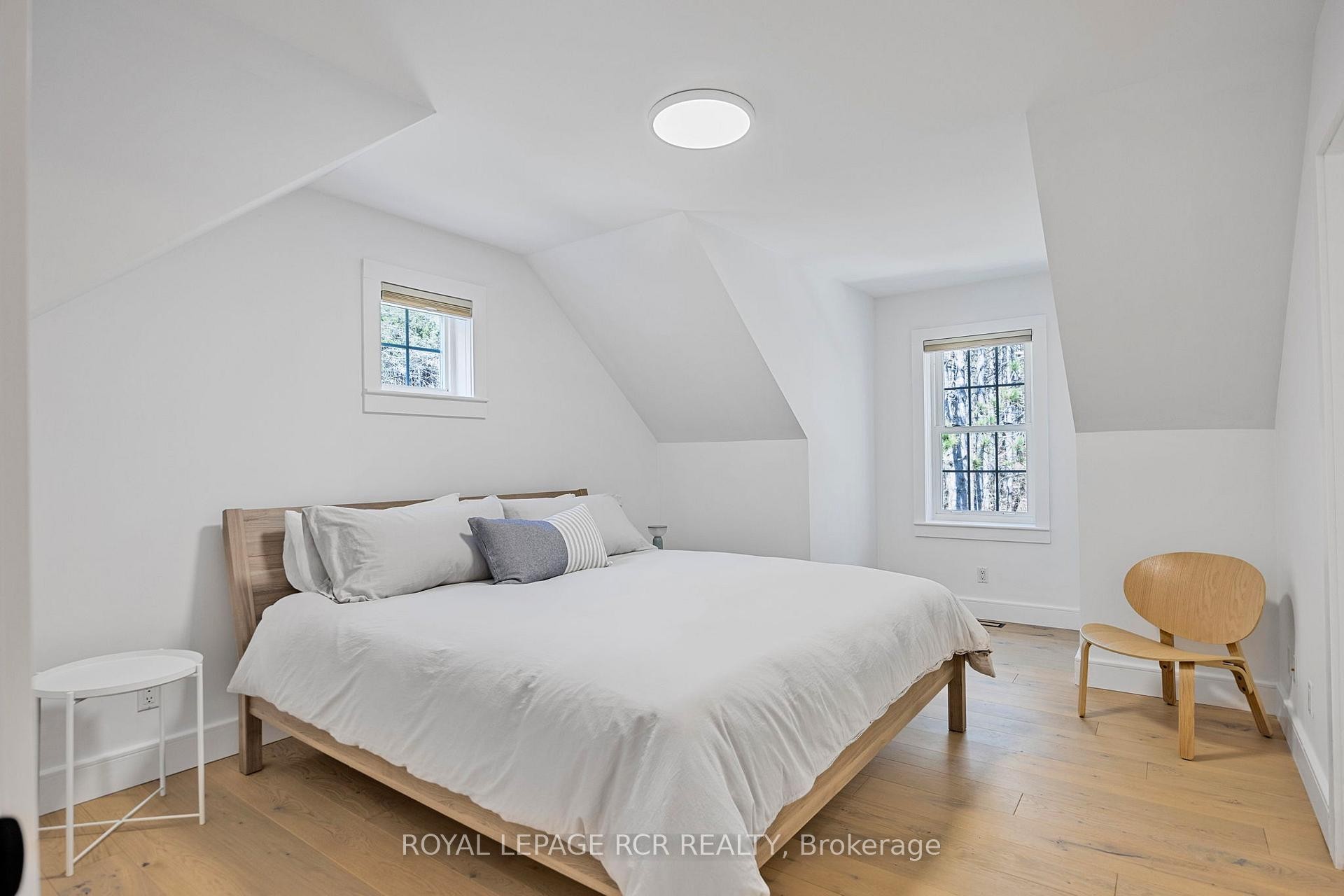 









428510


25th

Side Road,
Mono,




ON
L9V 1G4

