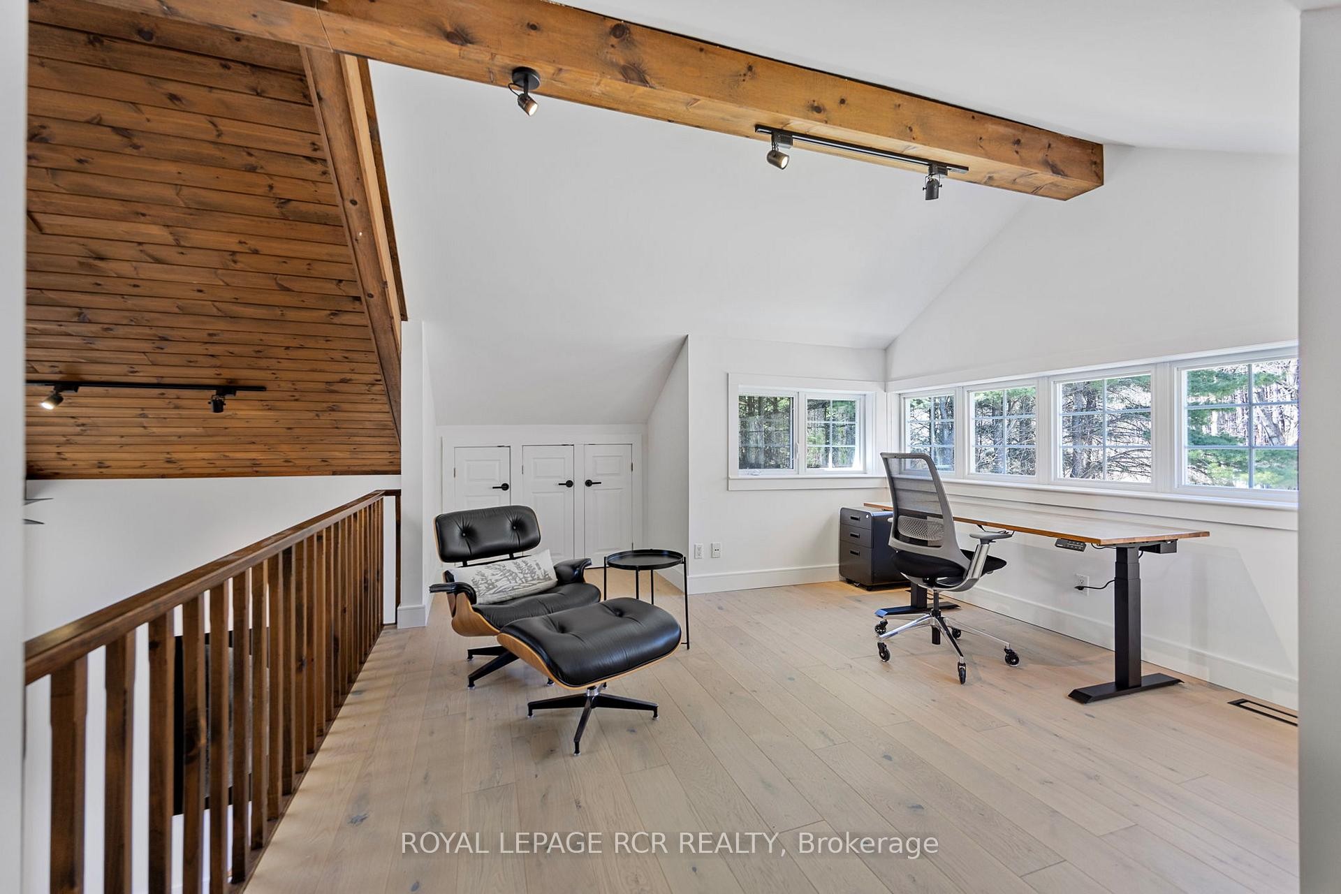 









428510


25th

Side Road,
Mono,




ON
L9V 1G4

