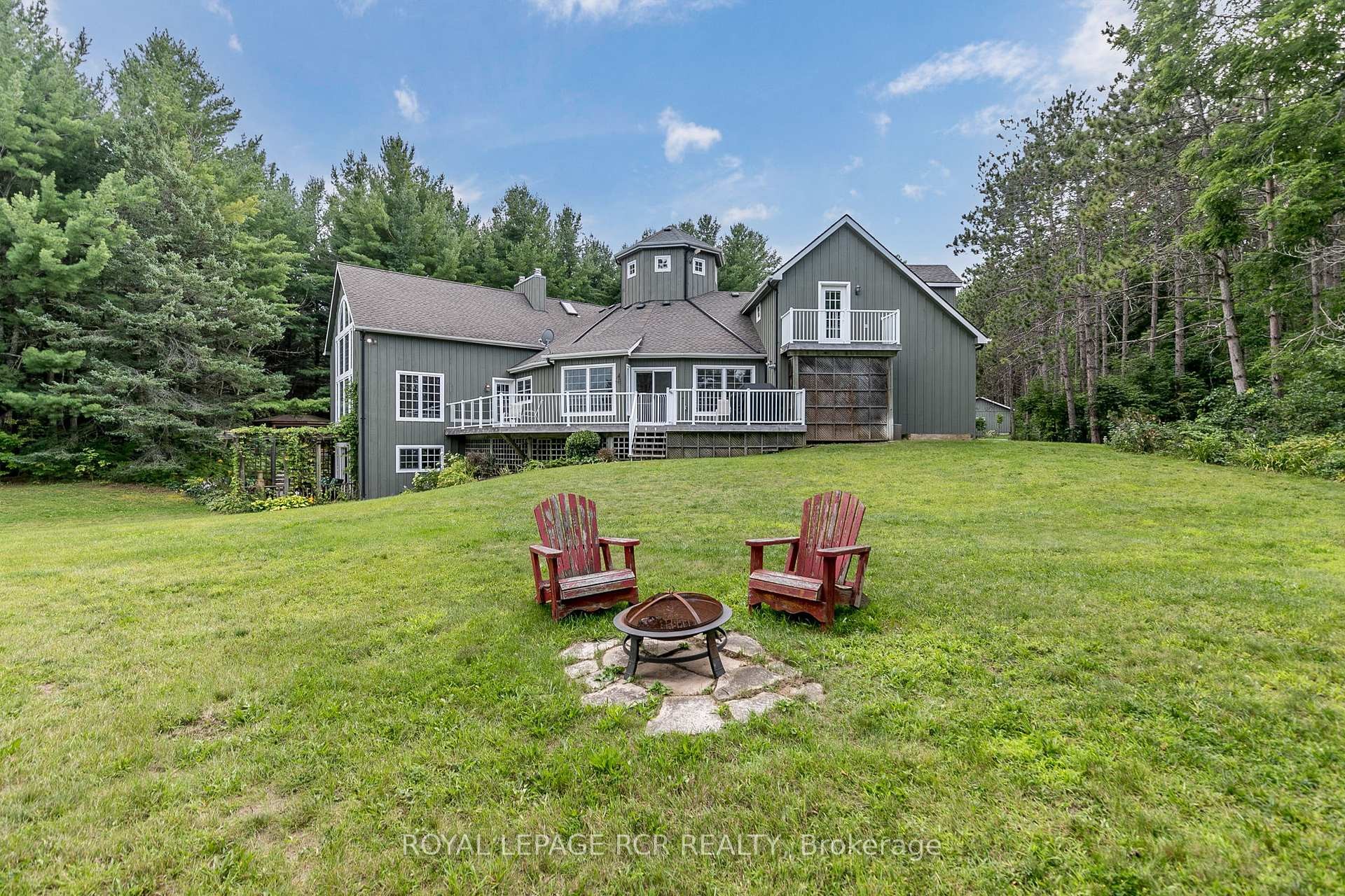 









428510


25th

Side Road,
Mono,




ON
L9V 1G4

