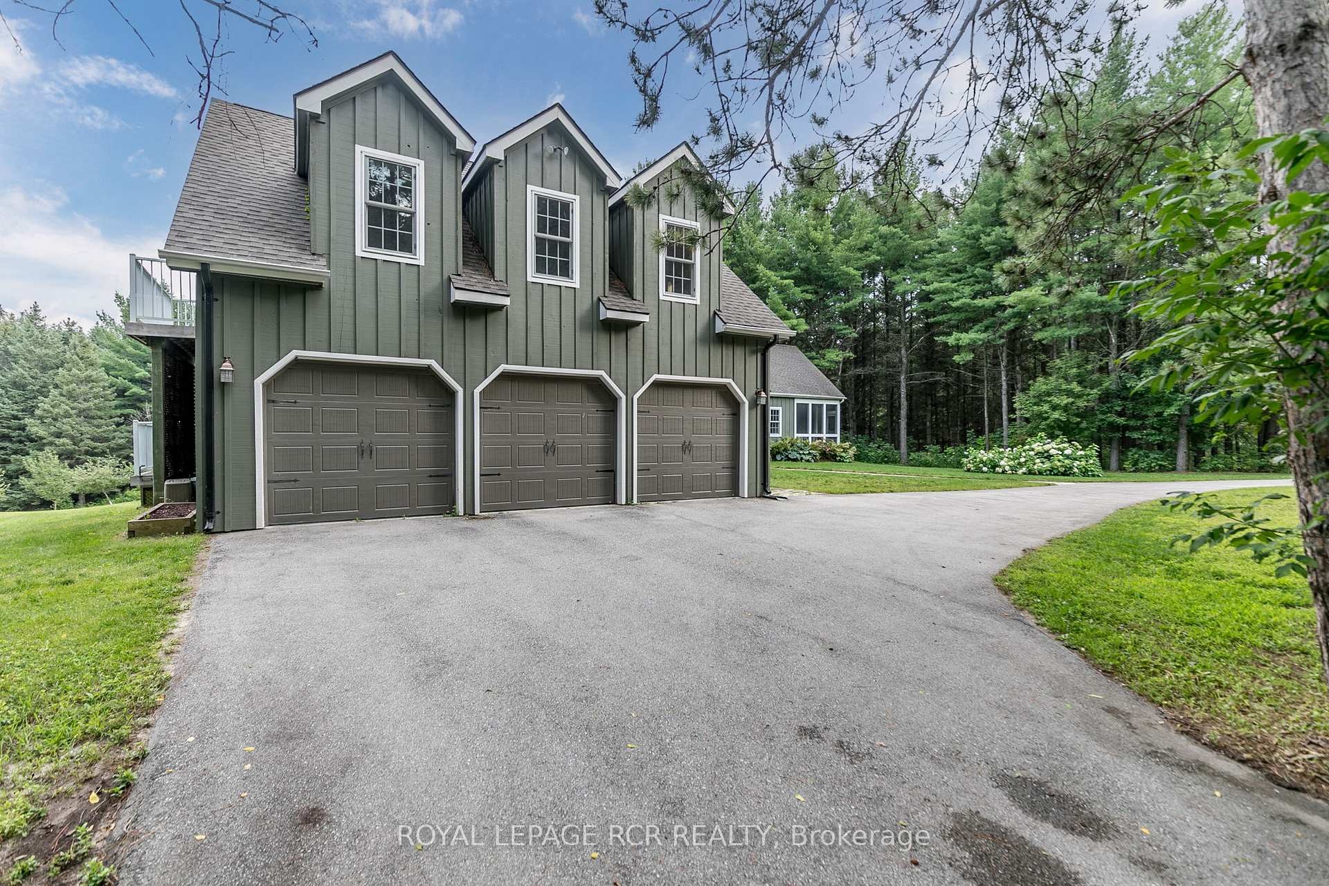 









428510


25th

Side Road,
Mono,




ON
L9V 1G4

