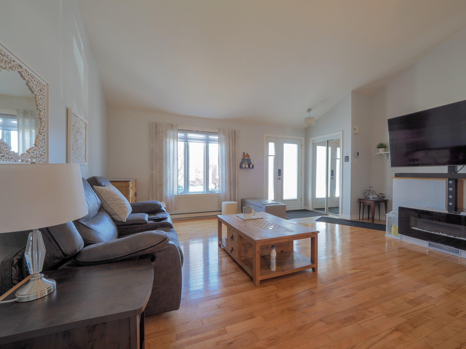 









1410


Rue Viau

,
Trois-Rivières,




QC
G9A6P5

