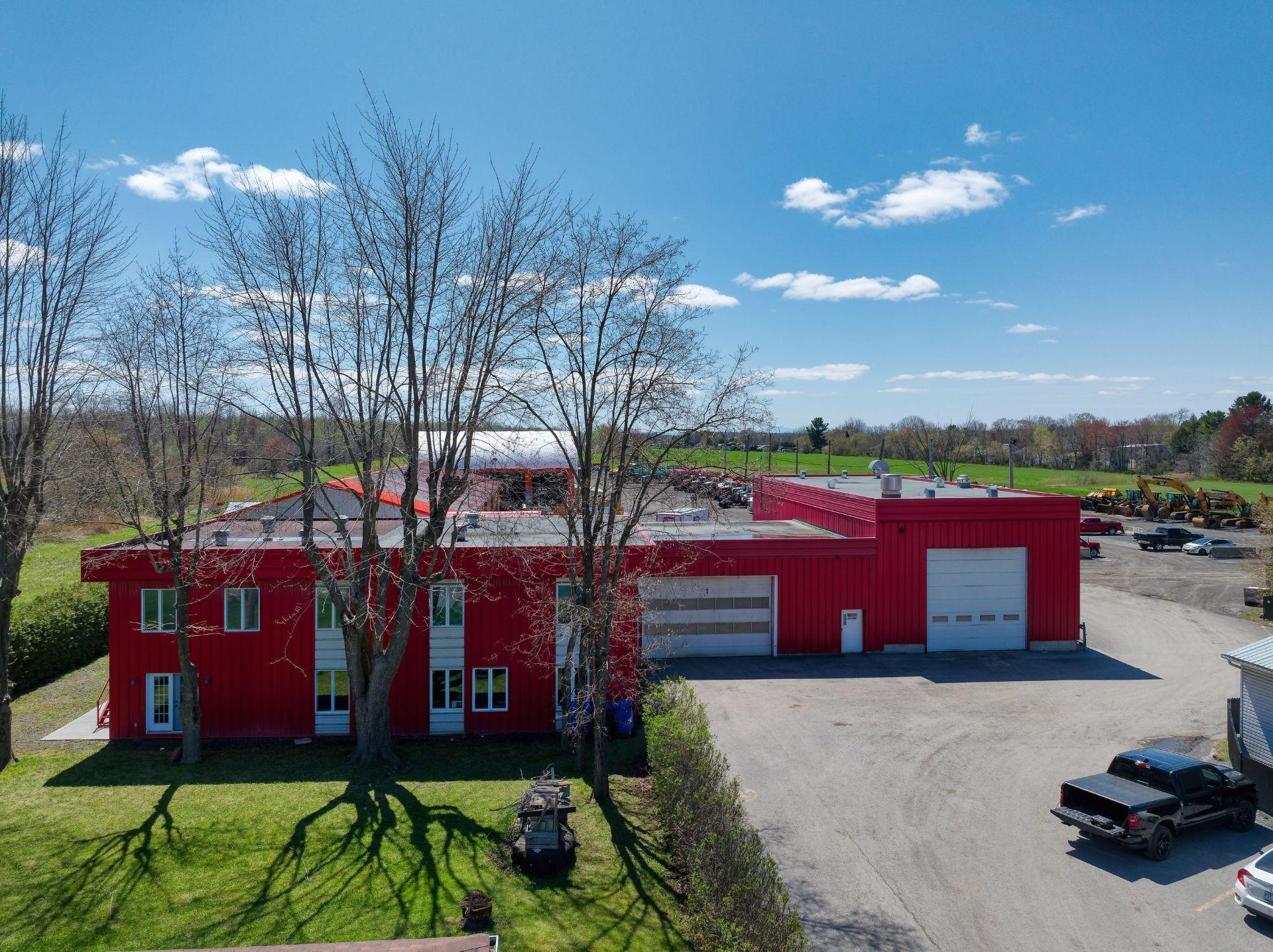 









402


Rue St-Denis

,
Saint-Alexandre,




QC
J0J1S0

