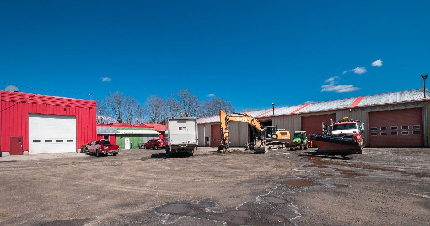 









402


Rue St-Denis

,
Saint-Alexandre,




QC
J0J1S0

