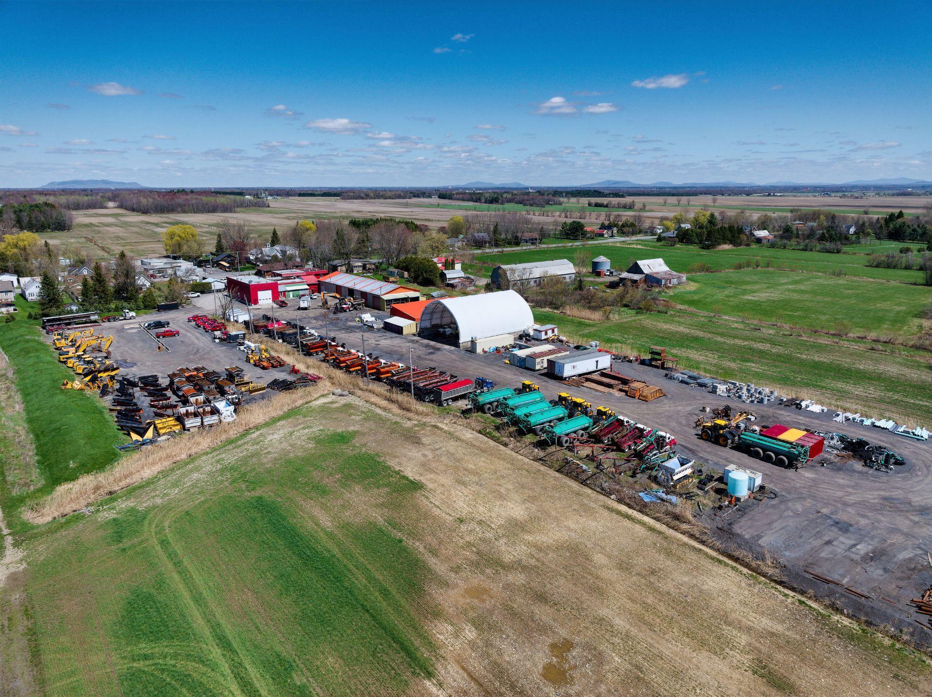 









402


Rue St-Denis

,
Saint-Alexandre,




QC
J0J1S0

