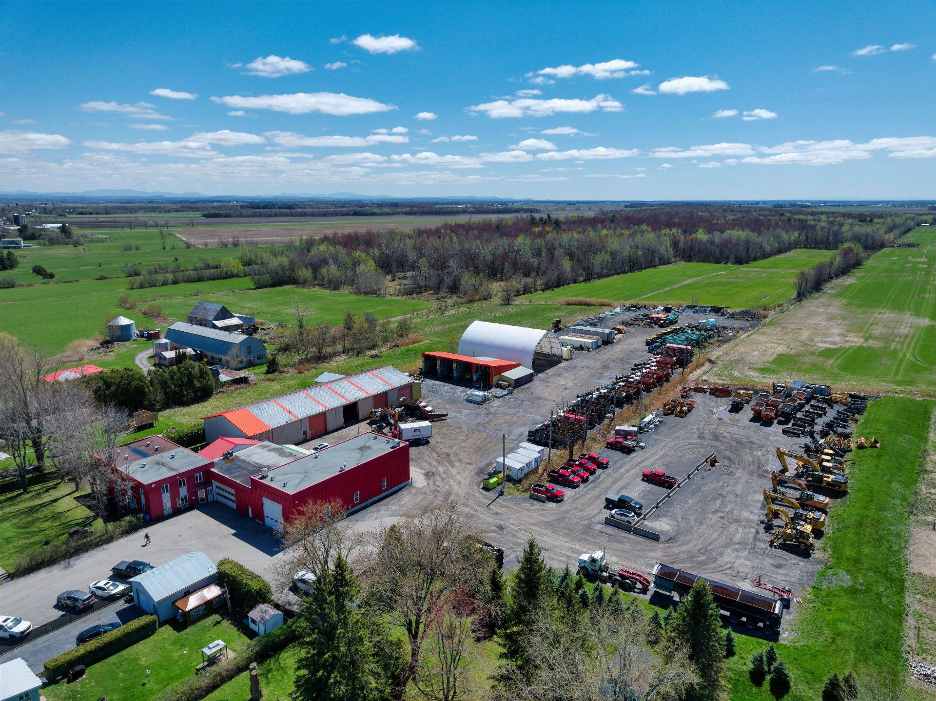 









402


Rue St-Denis

,
Saint-Alexandre,




QC
J0J1S0

