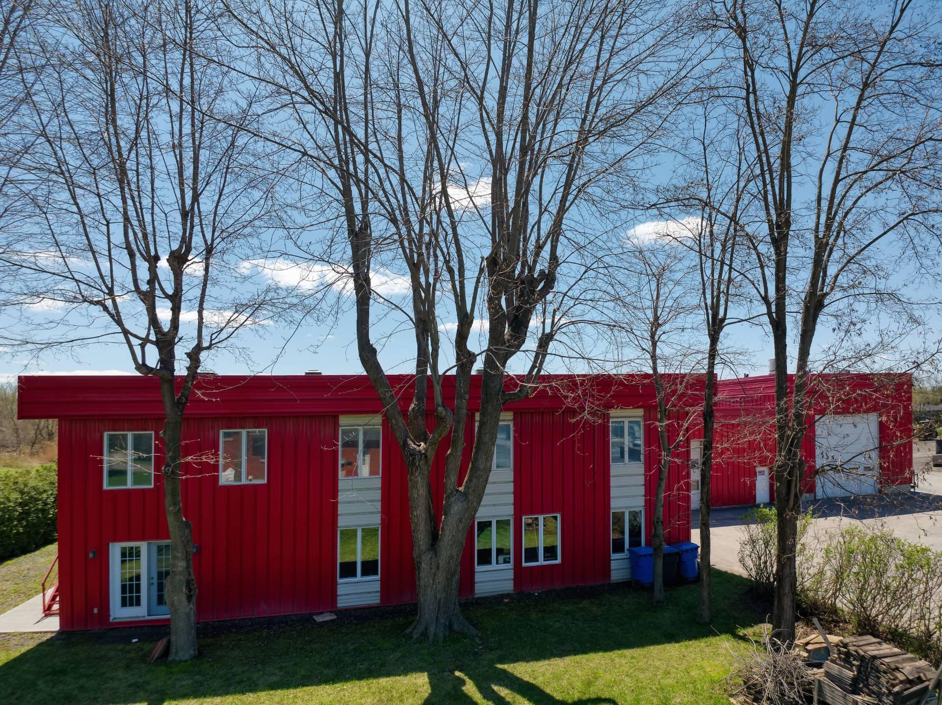 









402


Rue St-Denis

,
Saint-Alexandre,




QC
J0J1S0

