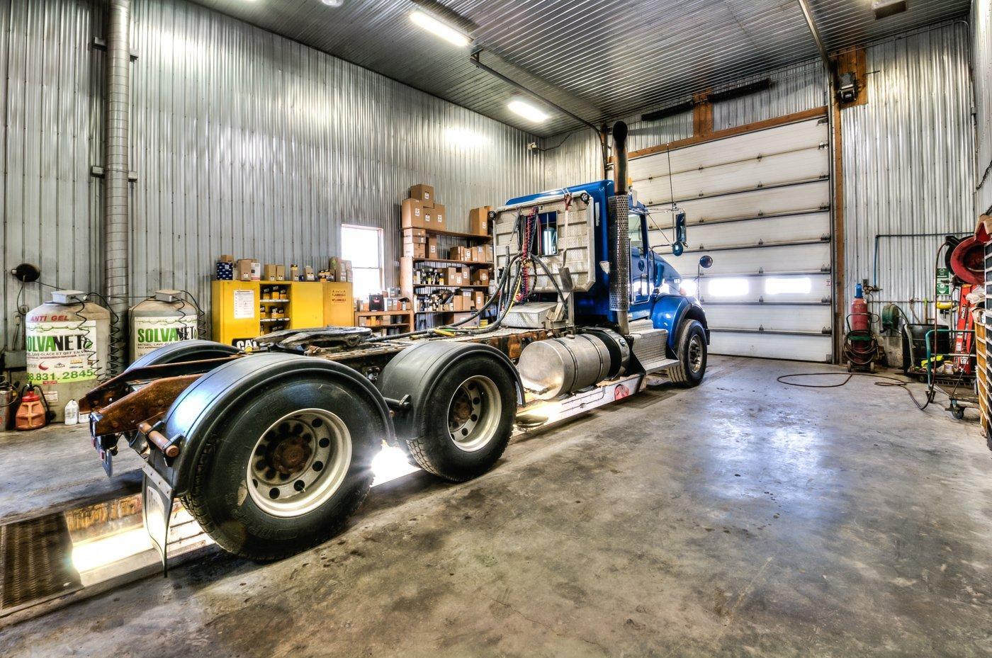 









402


Rue St-Denis

,
Saint-Alexandre,




QC
J0J1S0

