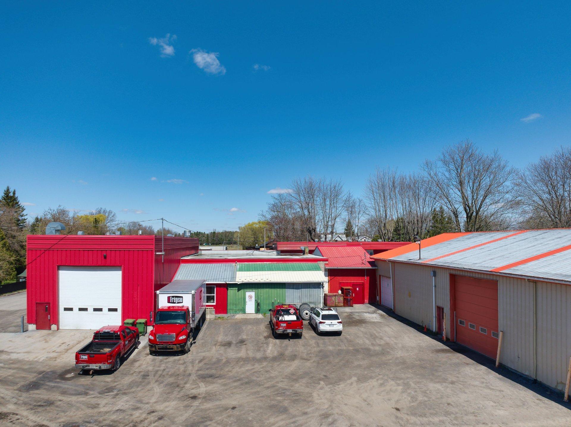 









402


Rue St-Denis

,
Saint-Alexandre,




QC
J0J1S0

