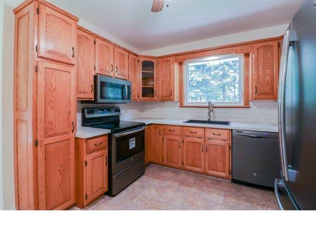 












240C North River Road

,
Charlottetown,




PE
C1A 3L7

