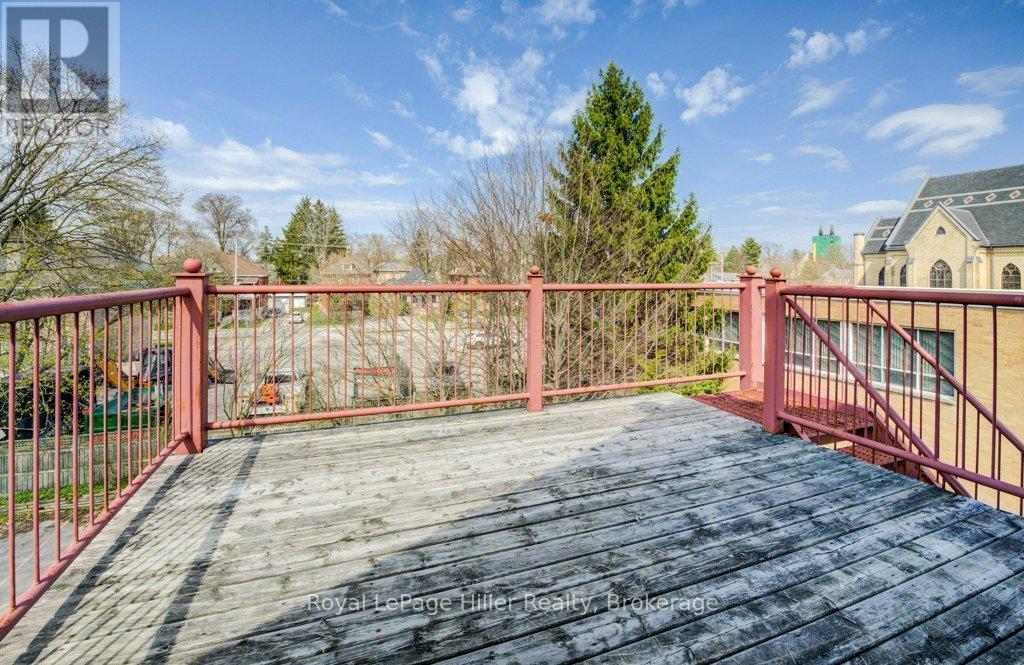 












112 HURON STREET

,
Stratford,




Ontario
N5A5S6

