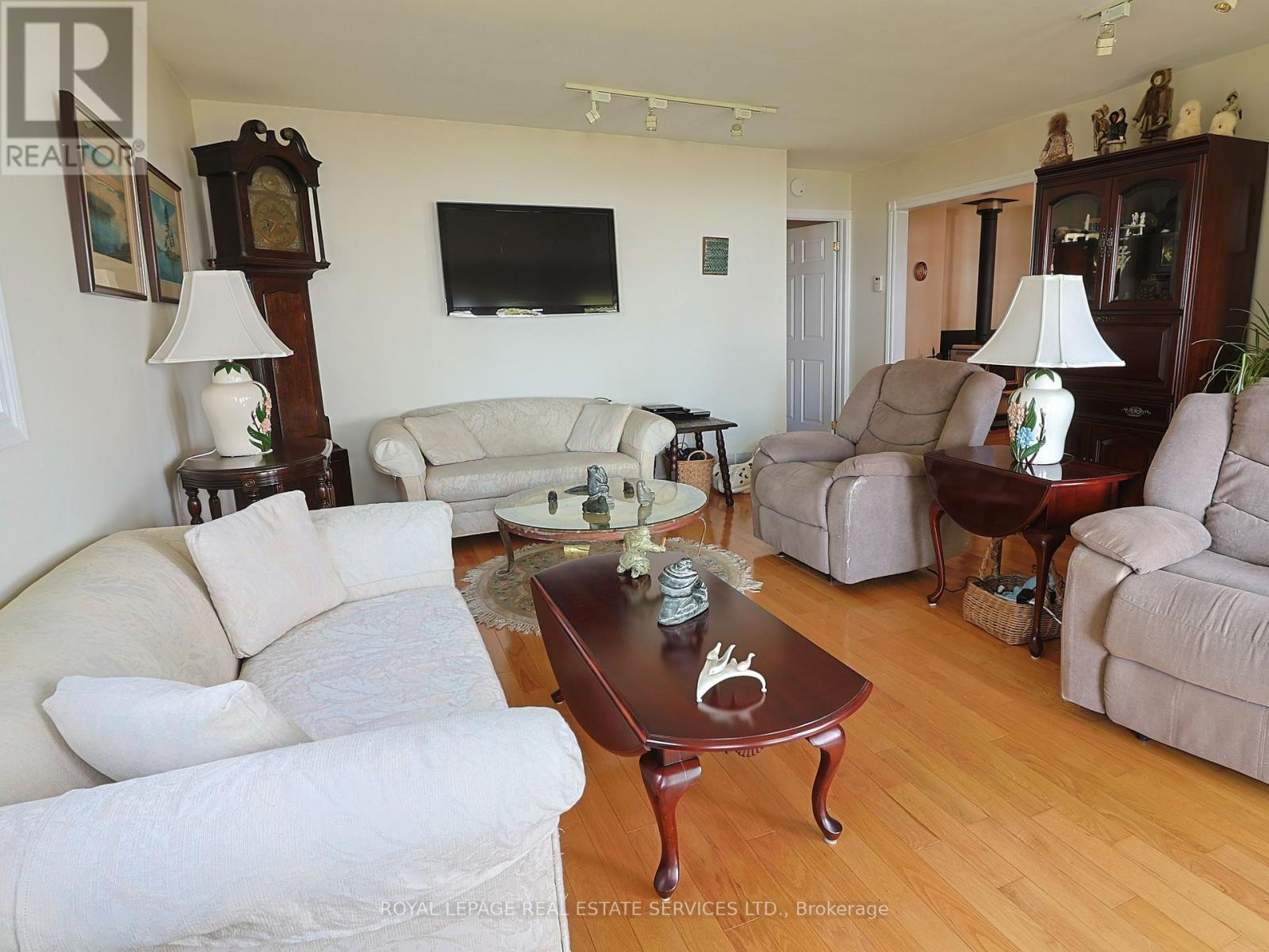 












525 RIVERSIDE DRIVE

,
St. Joseph,




Ontario
P0R1J0

