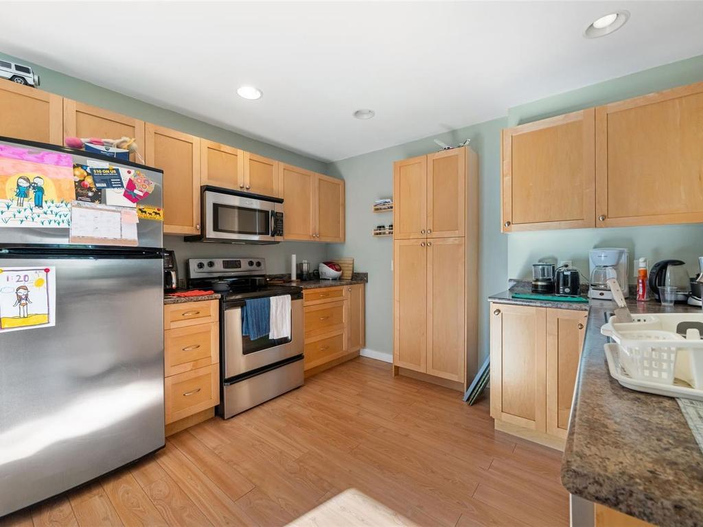 









6896


Beaton

Rd,
Sooke,




BC
V9Z 0M5

