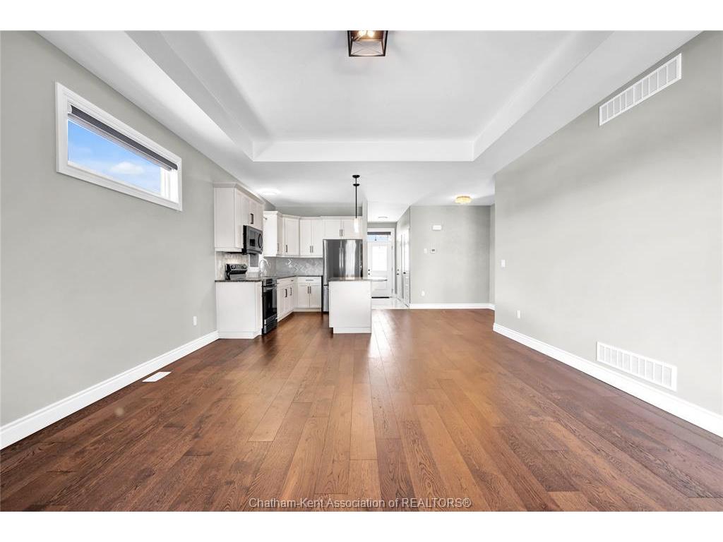









25


Champlain

Court,
Chatham,




ON
N7L 0A4

