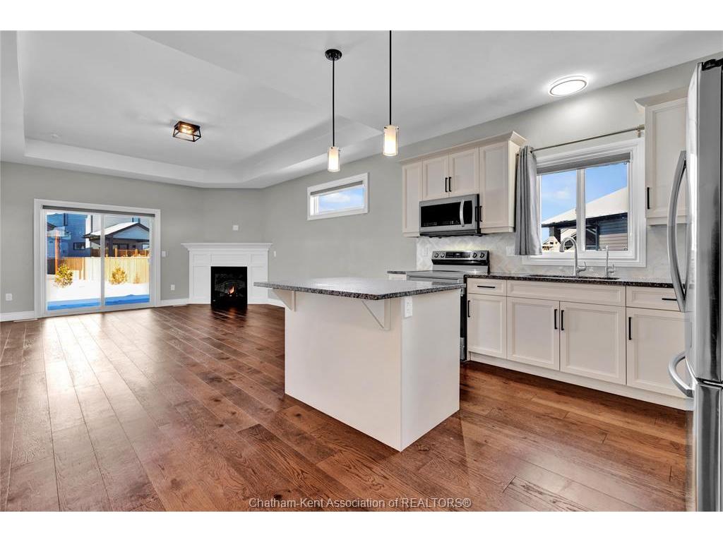 









25


Champlain

Court,
Chatham,




ON
N7L 0A4


