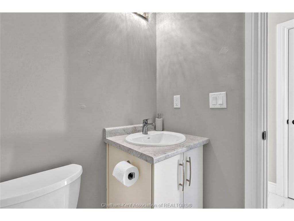 









25


Champlain

Court,
Chatham,




ON
N7L 0A4

