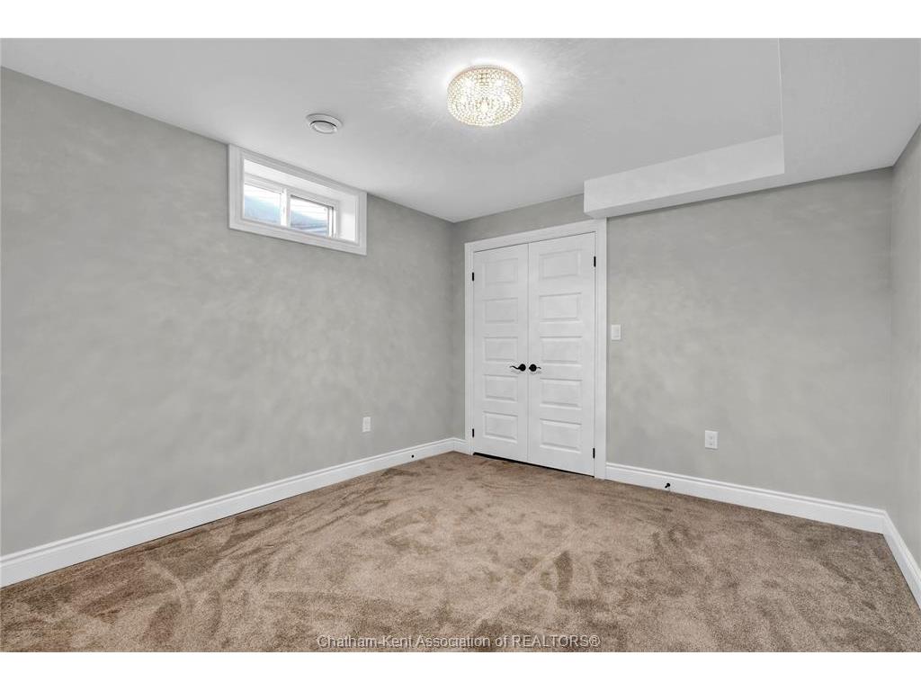 









25


Champlain

Court,
Chatham,




ON
N7L 0A4

