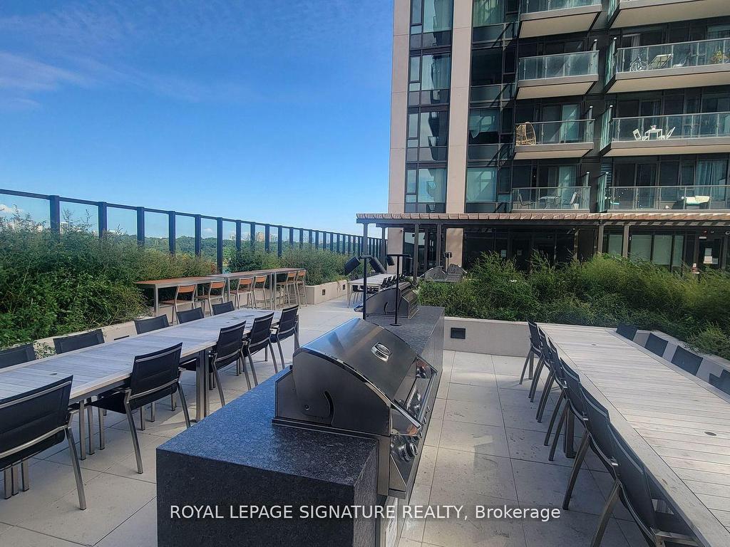 









1928


Lake Shore

Boulevard West, 2115,
Toronto,




ON
M6S 0B1

