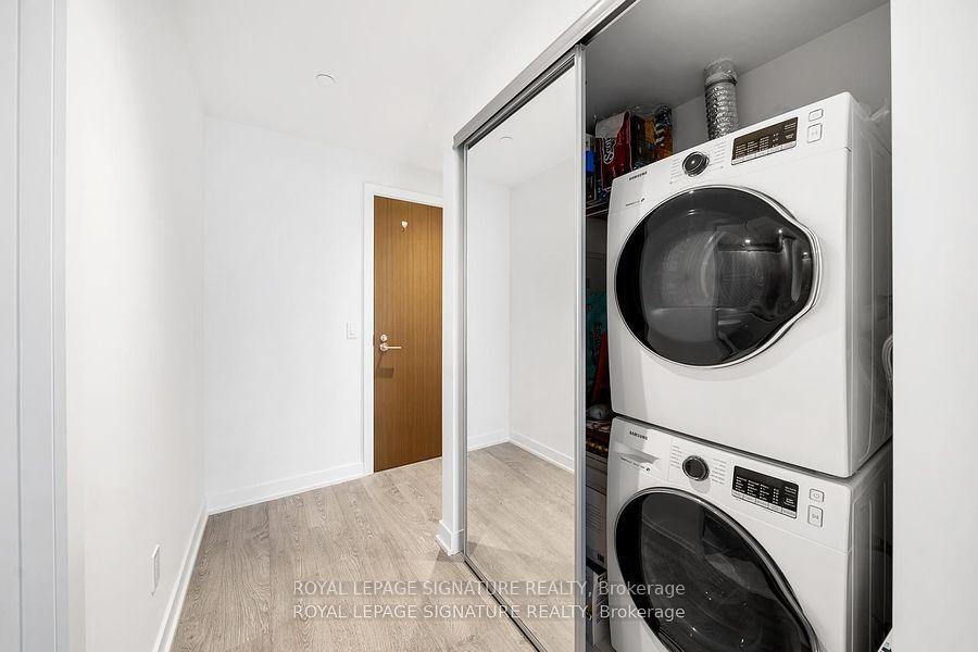 









1928


Lake Shore

Boulevard West, 2115,
Toronto,




ON
M6S 0B1

