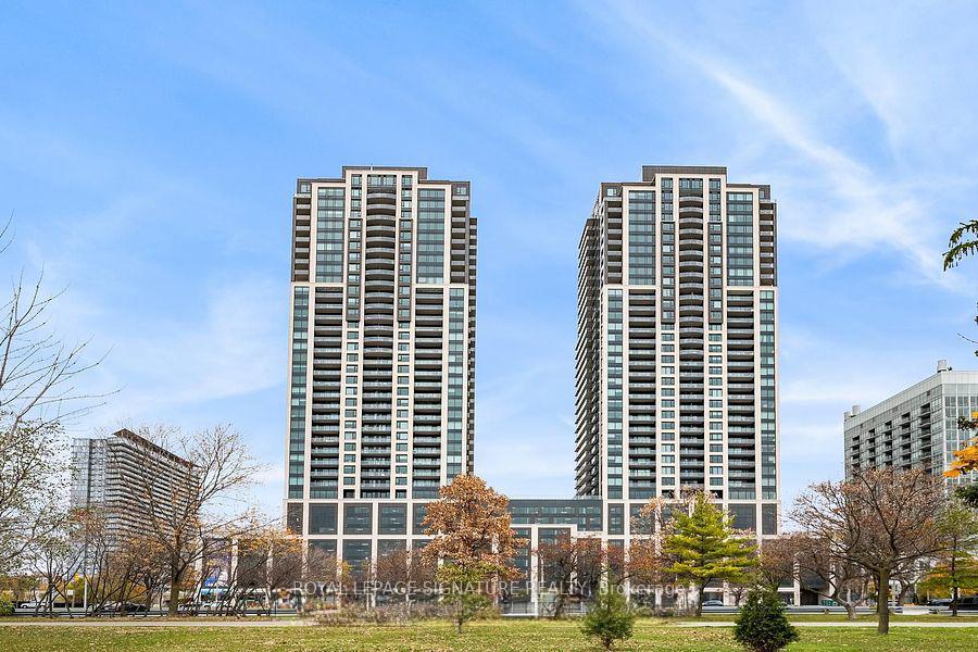 









1928


Lake Shore

Boulevard West, 2115,
Toronto,




ON
M6S 0B1

