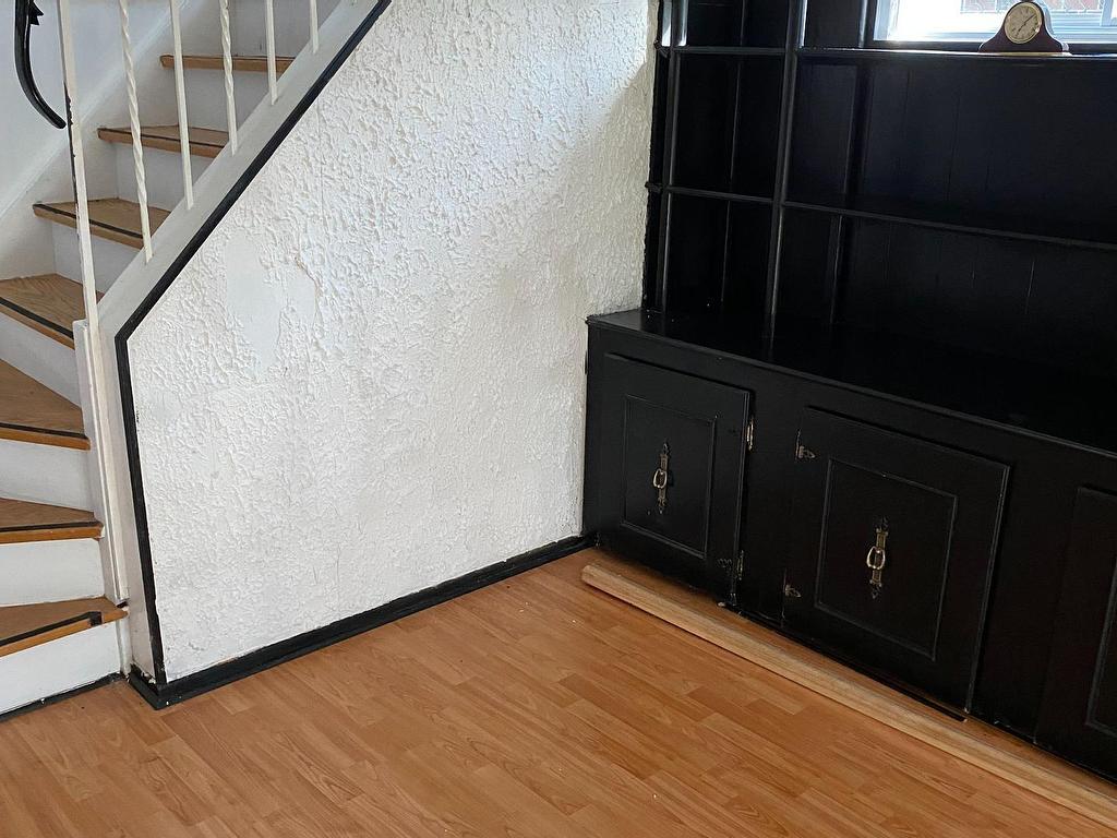 









2593


Vineland

Road,
Mississauga,




ON
L5K 2A3

