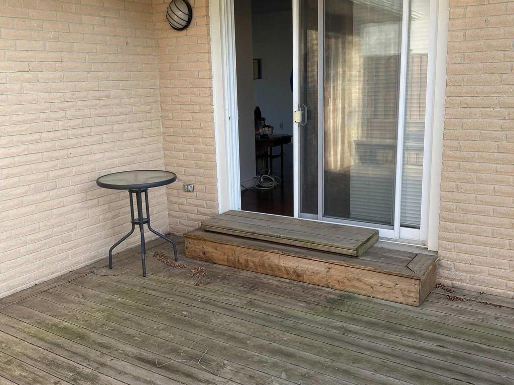 









2593


Vineland

Road,
Mississauga,




ON
L5K 2A3


