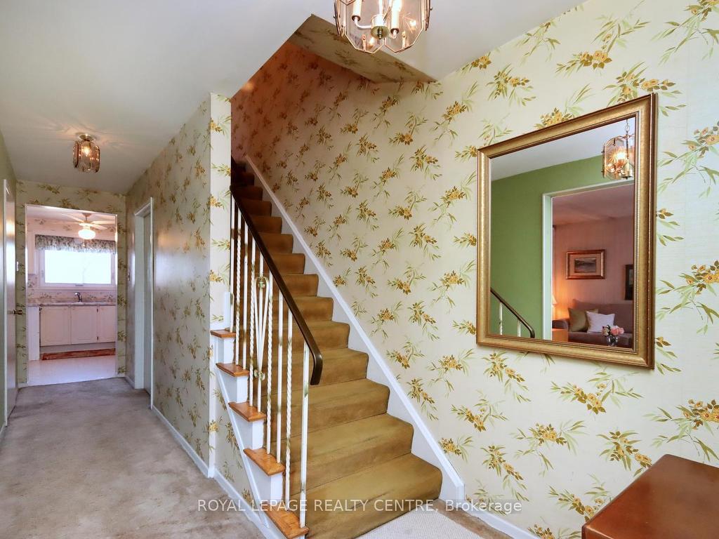 









3123


Jessica

Court,
Mississauga,




ON
L5C 1X7

