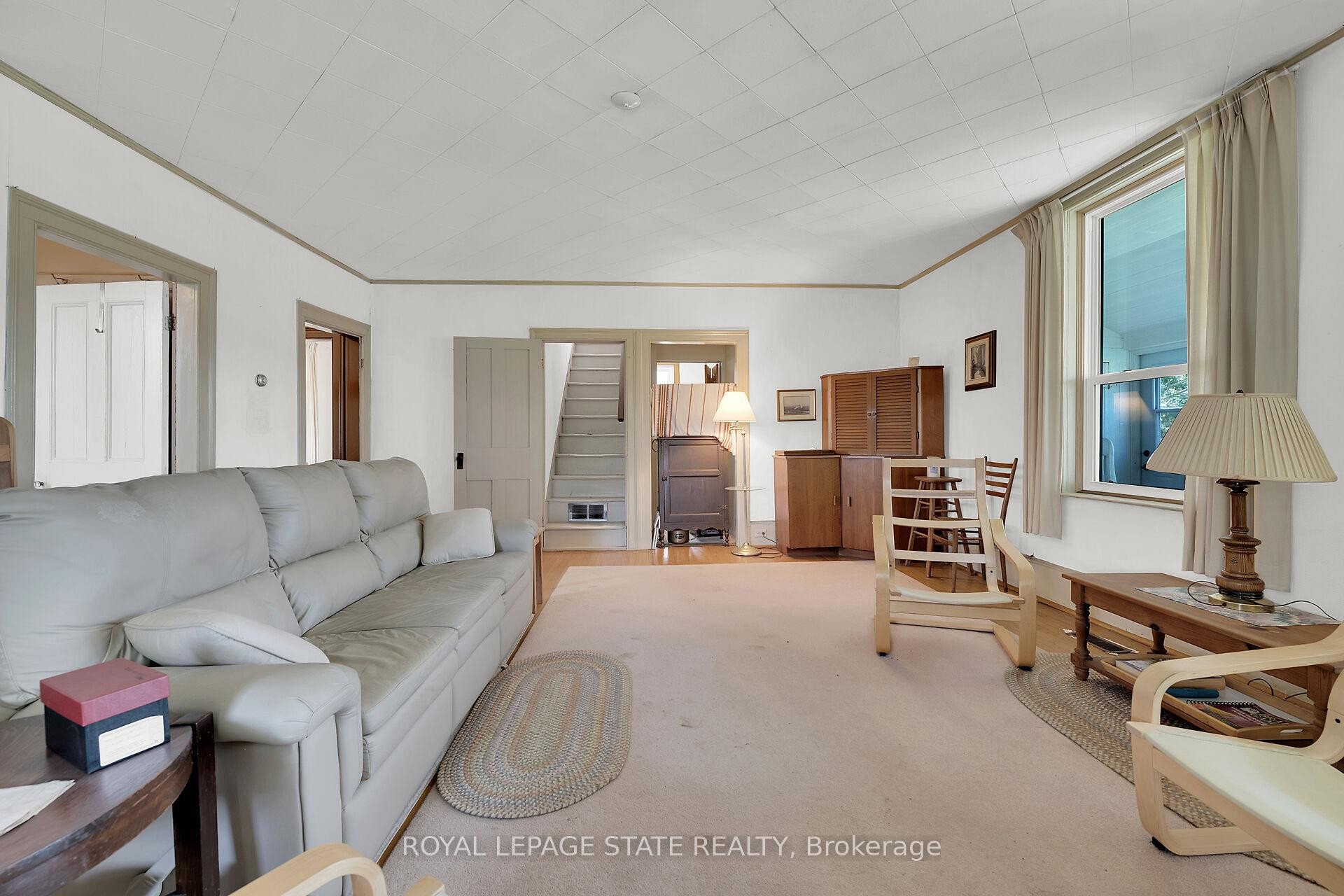 









521


Baptist Church

Road,
Brant,







ON
N3W 2G9

