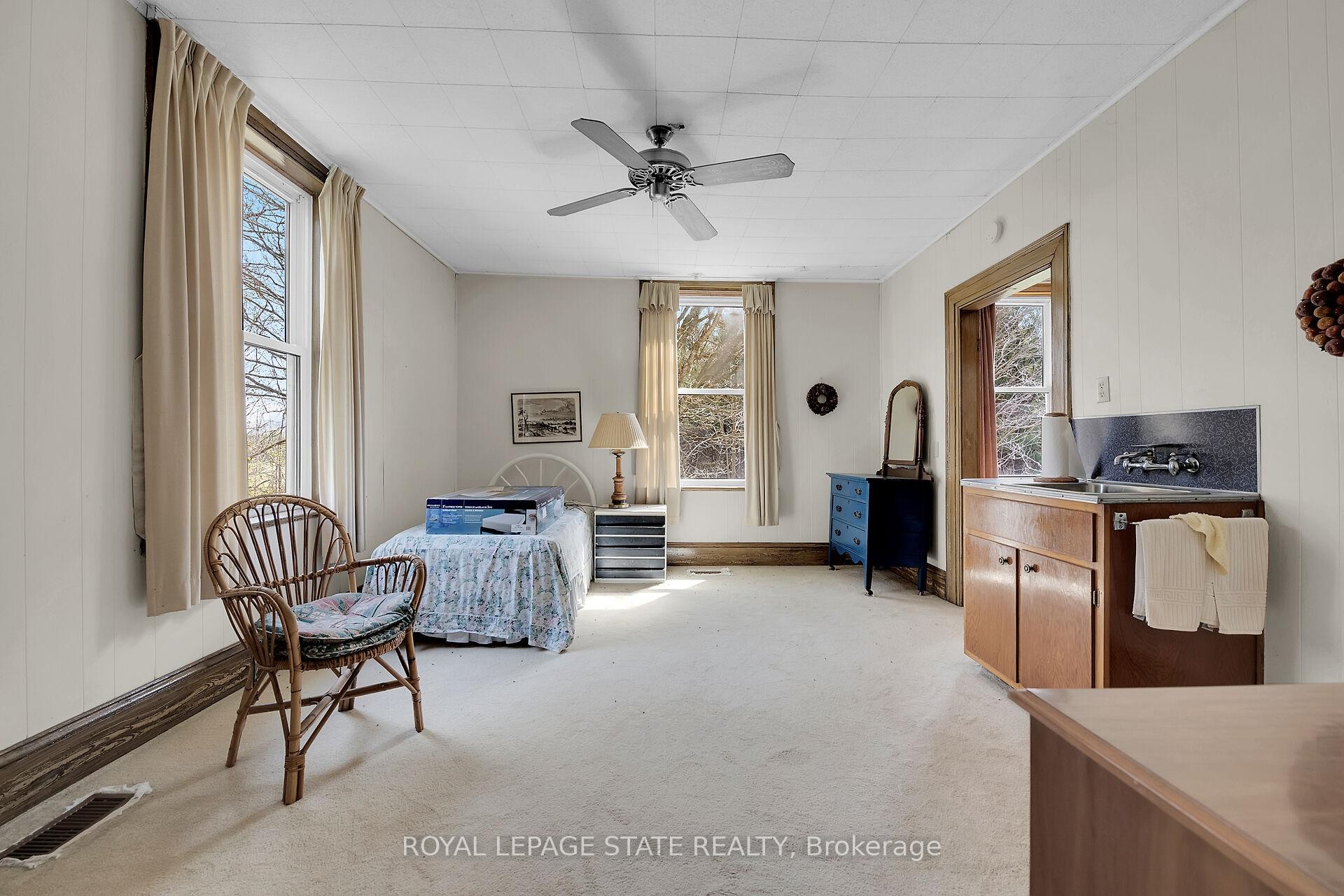 









521


Baptist Church

Road,
Brant,







ON
N3W 2G9

