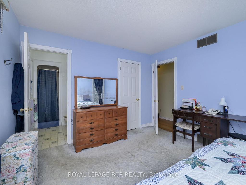 









919


Guelph

Road,
Centre Wellington,




ON
N1M 3G5

