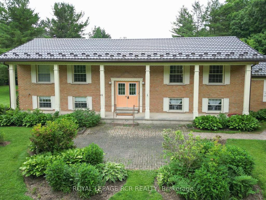









919


Guelph

Road,
Centre Wellington,




ON
N1M 3G5

