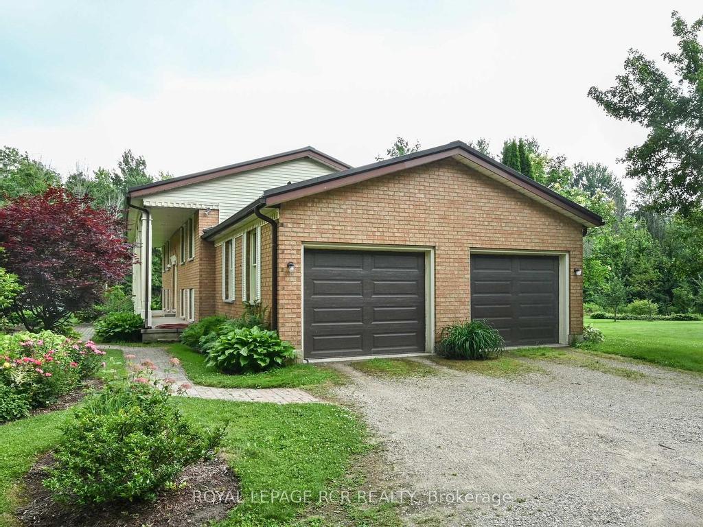 









919


Guelph

Road,
Centre Wellington,




ON
N1M 3G5

