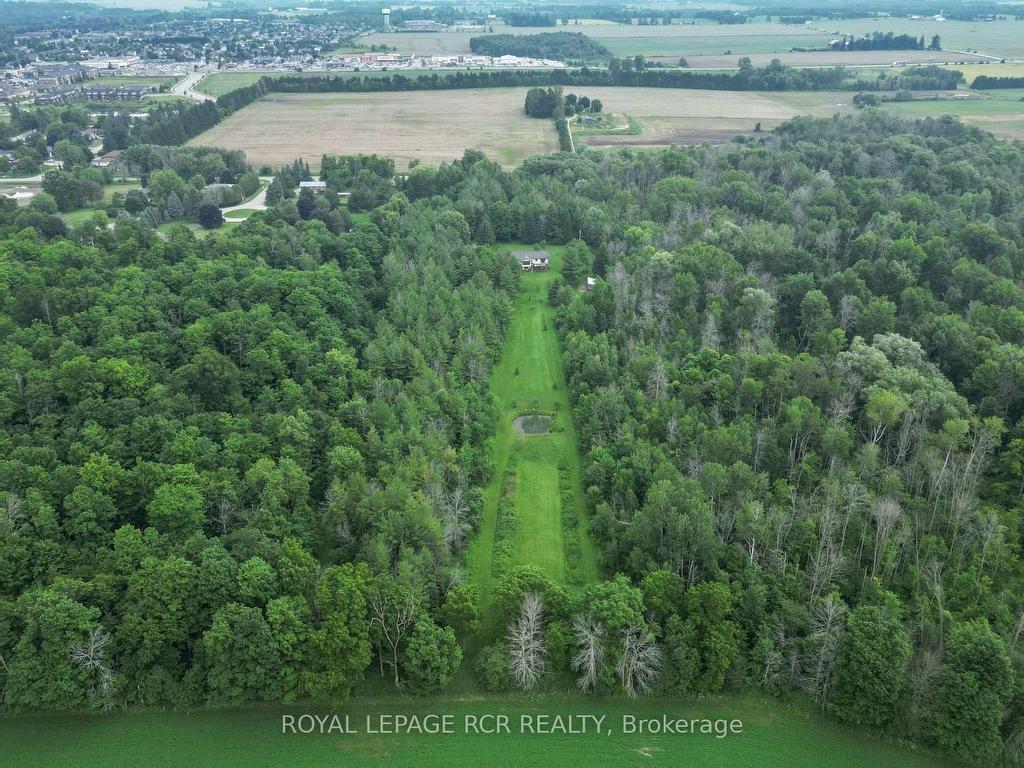









919


Guelph

Road,
Centre Wellington,




ON
N1M 3G5

