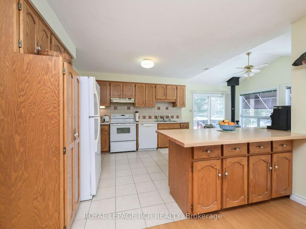 









919


Guelph

Road,
Centre Wellington,




ON
N1M 3G5

