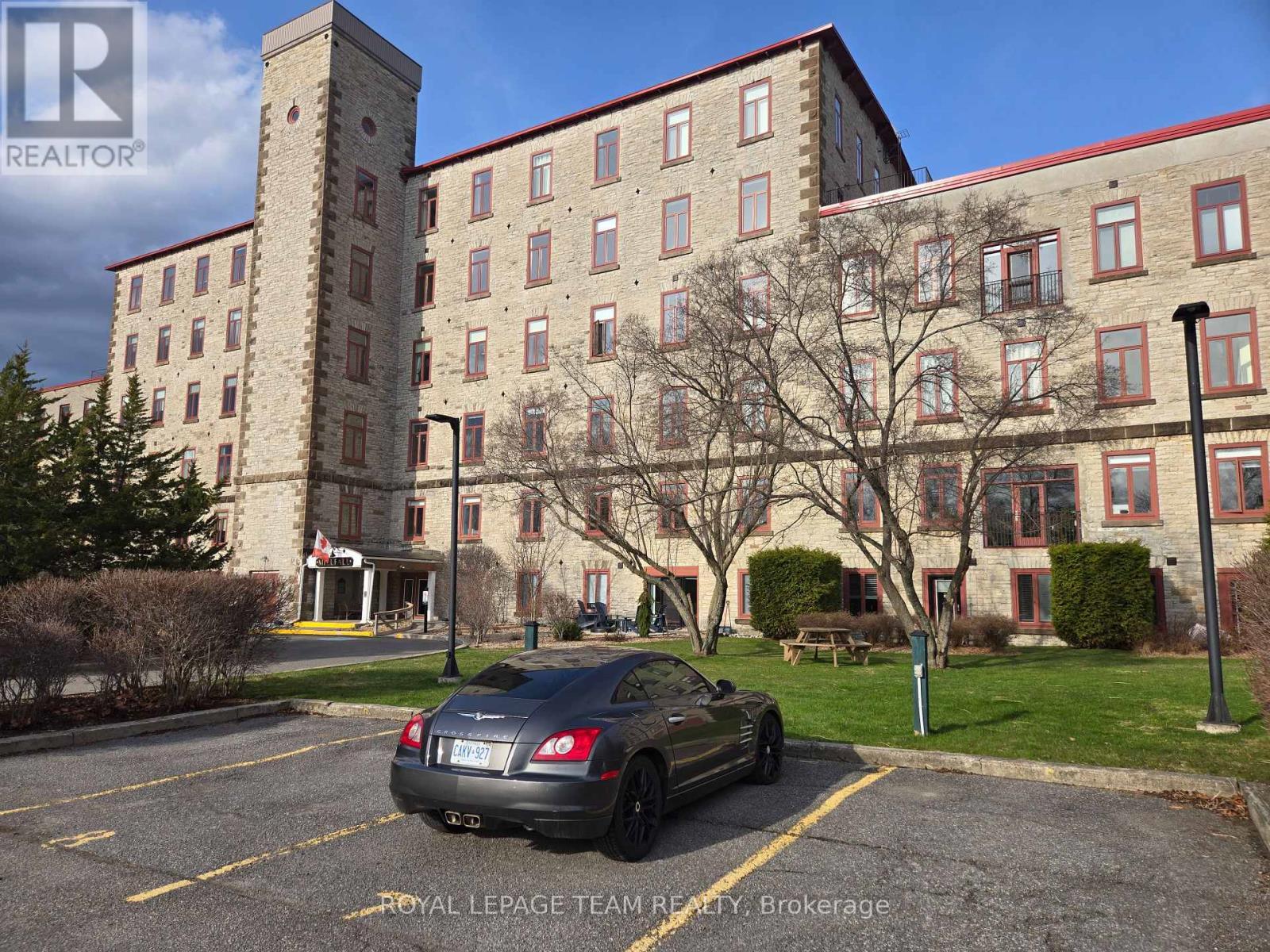 












409 - 1 ROSAMOND STREET E

,
Mississippi Mills,




Ontario
K0A1A0

