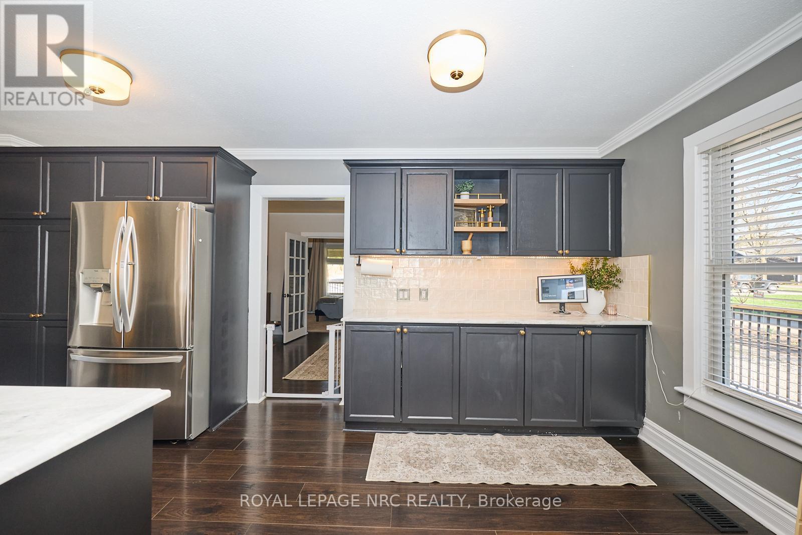 












553 RIDGE ROAD N

,
Fort Erie (Ridgeway),




Ontario
L0S1N0

