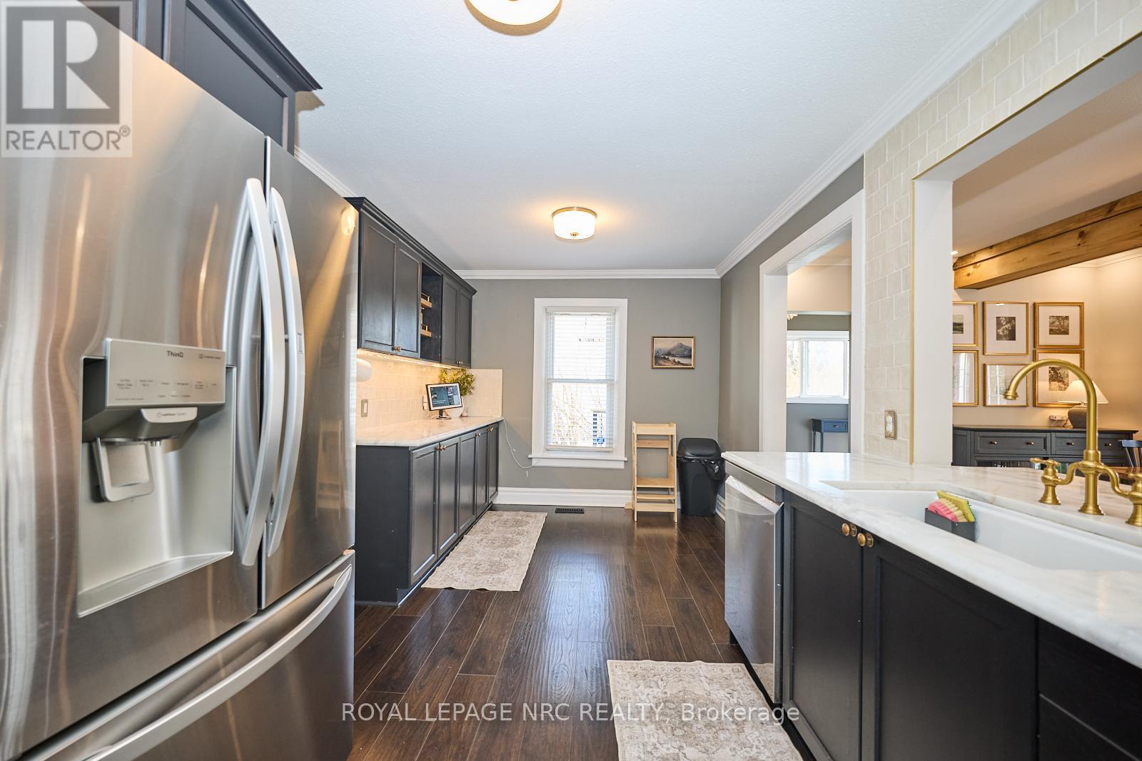












553 RIDGE ROAD N

,
Fort Erie (Ridgeway),




Ontario
L0S1N0

