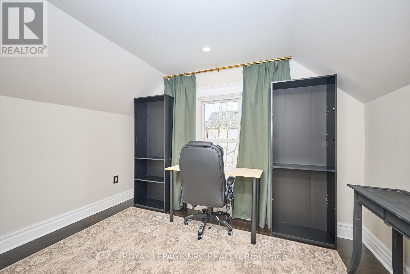 












553 RIDGE ROAD N

,
Fort Erie (Ridgeway),




Ontario
L0S1N0

