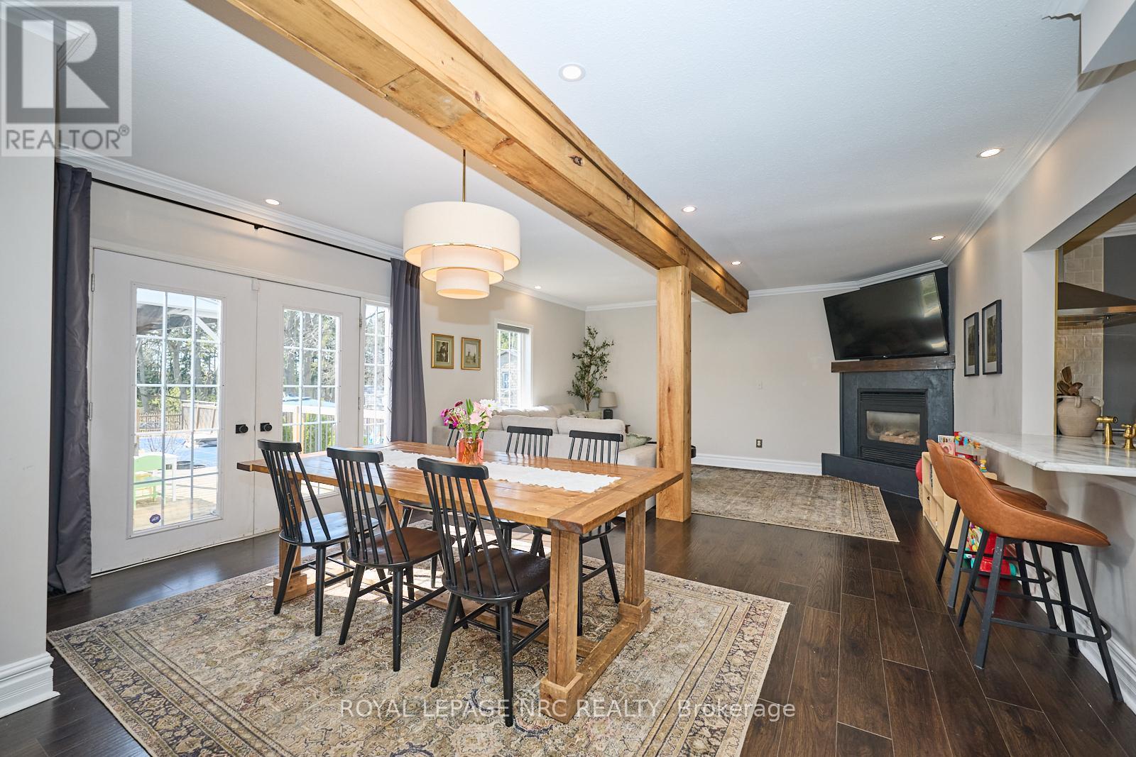 












553 RIDGE ROAD N

,
Fort Erie (Ridgeway),




Ontario
L0S1N0


