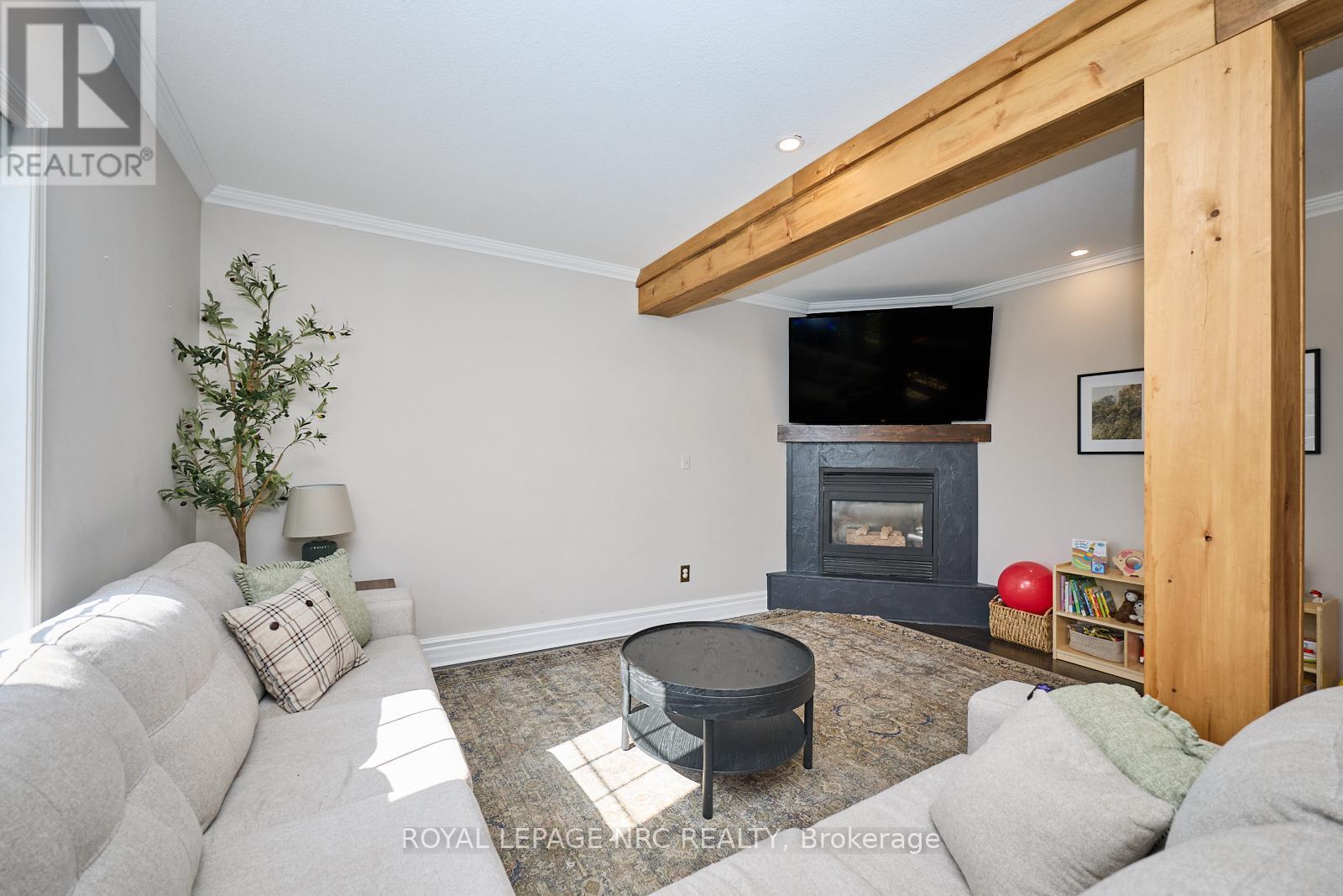 












553 RIDGE ROAD N

,
Fort Erie (Ridgeway),




Ontario
L0S1N0

