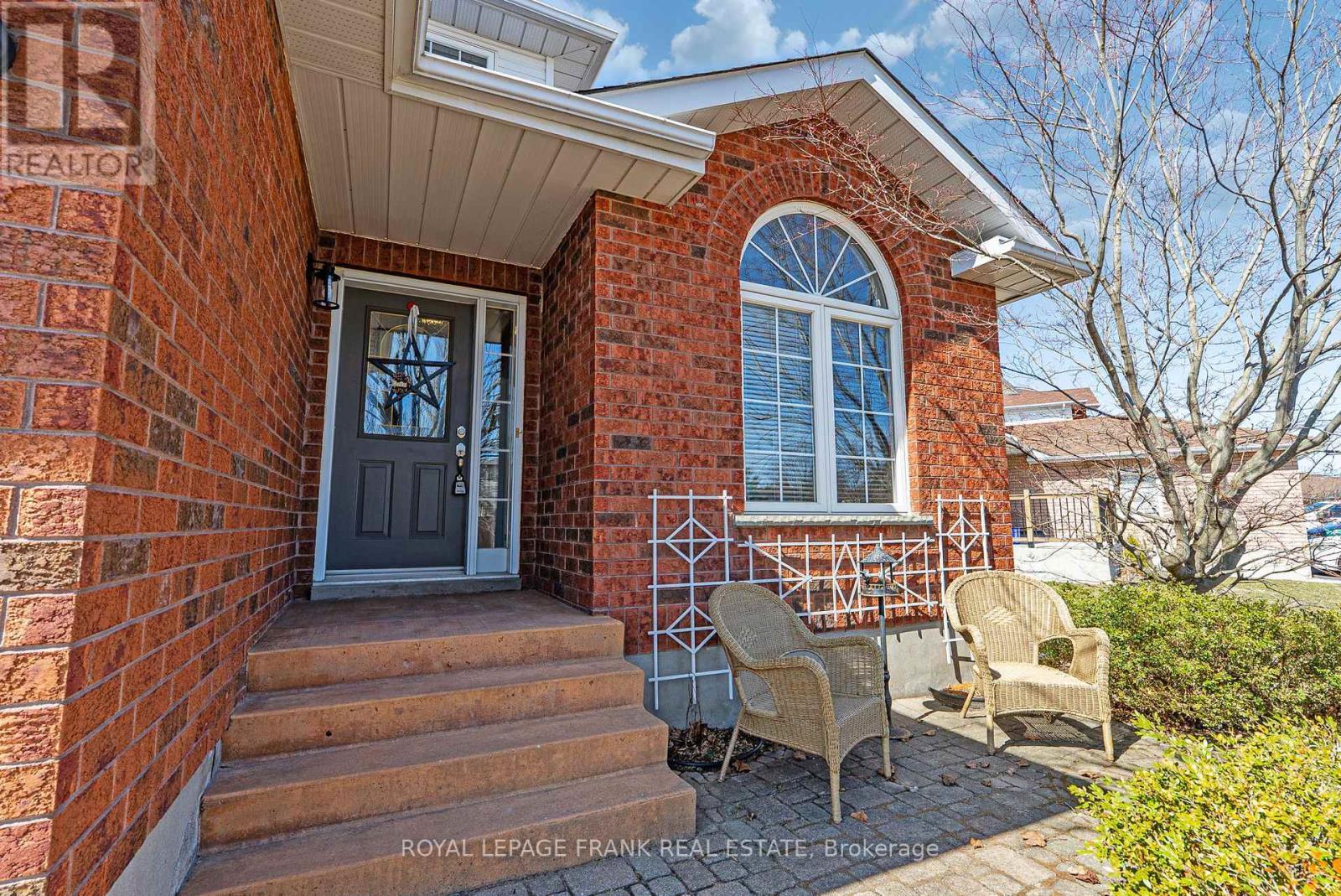 












148 NIAGARA DRIVE

,
Oshawa (Samac),




Ontario
L1G8B6

