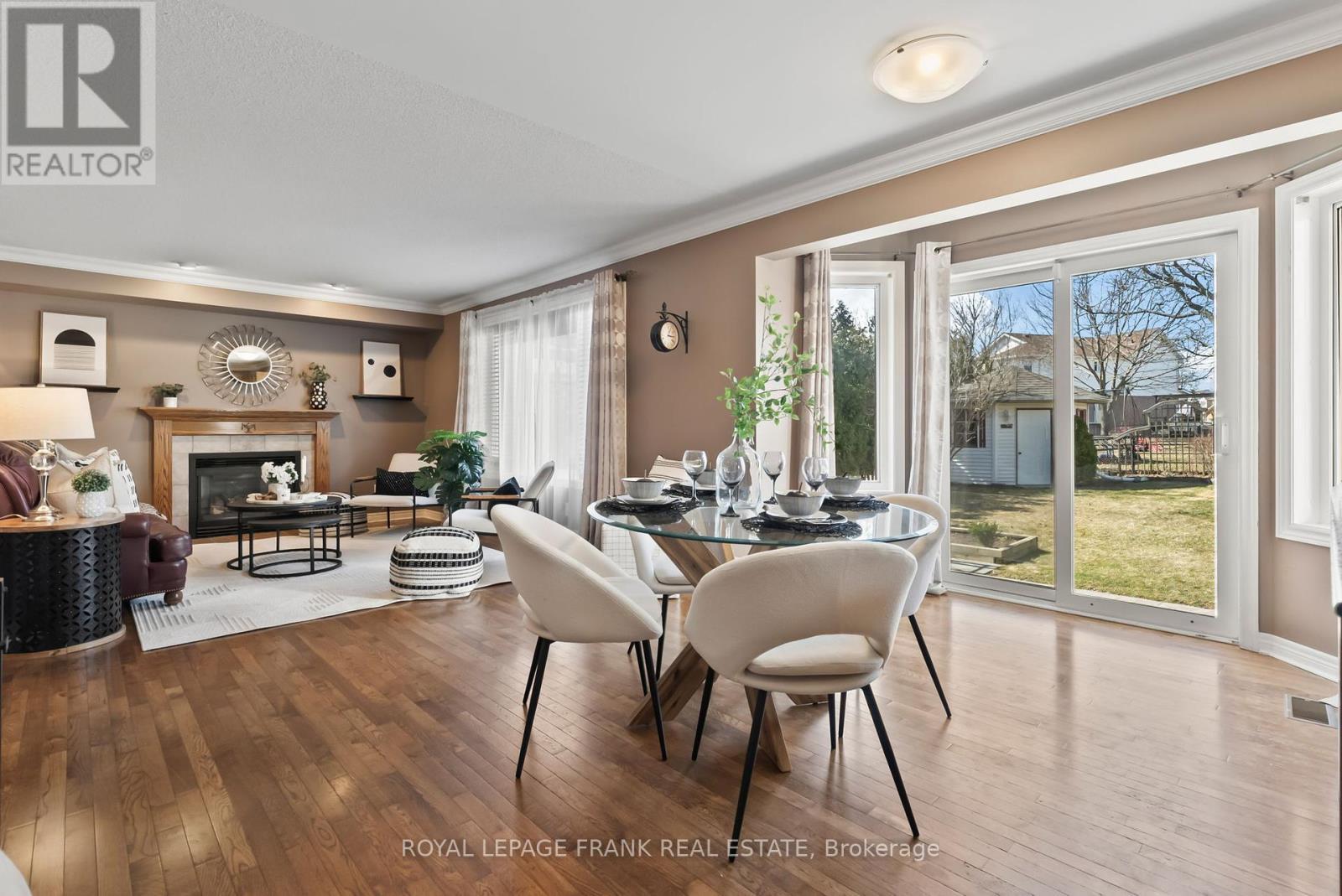 












148 NIAGARA DRIVE

,
Oshawa (Samac),




Ontario
L1G8B6

