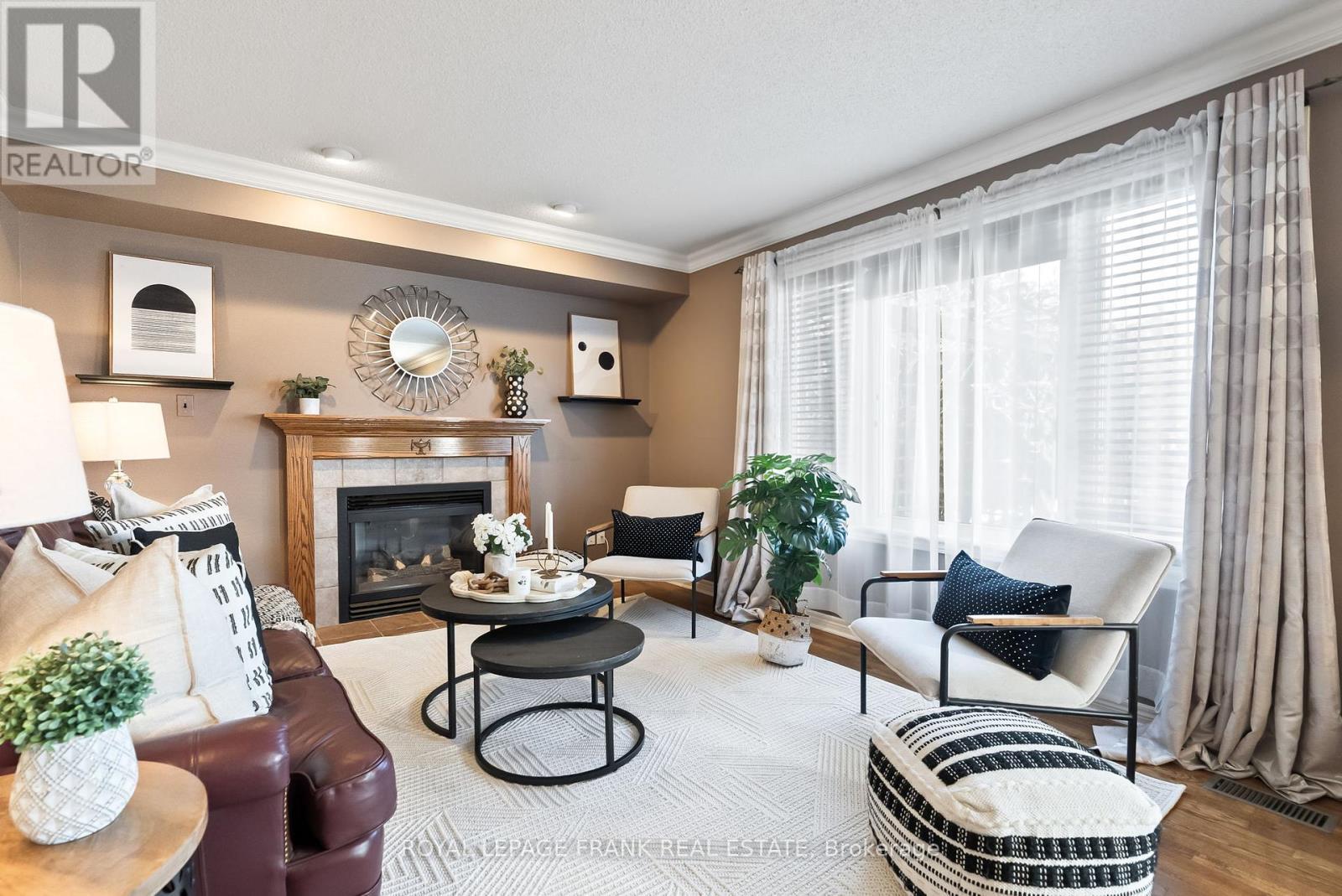 












148 NIAGARA DRIVE

,
Oshawa (Samac),




Ontario
L1G8B6

