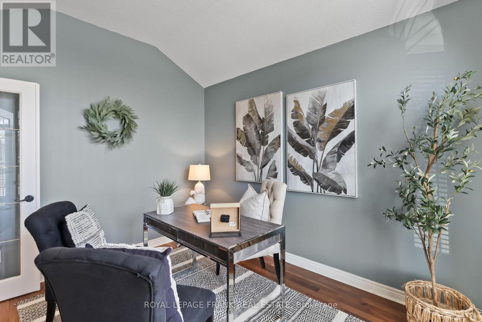 












148 NIAGARA DRIVE

,
Oshawa (Samac),




Ontario
L1G8B6

