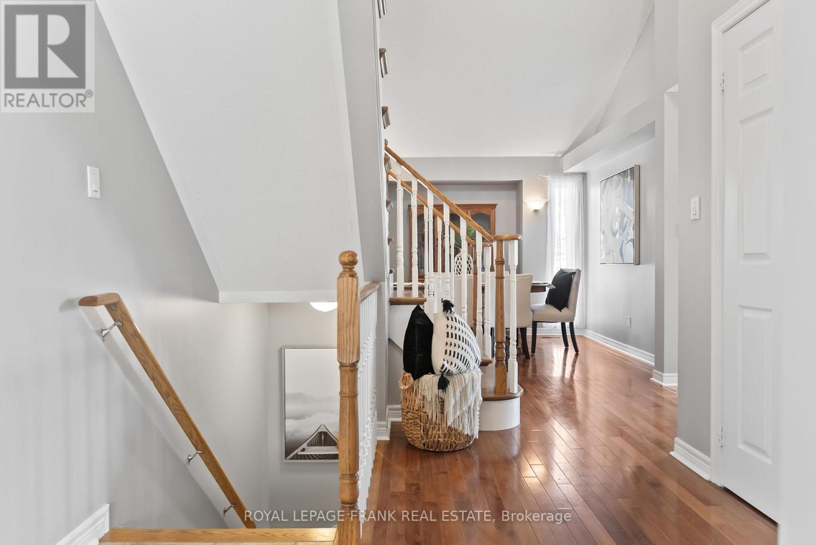 












148 NIAGARA DRIVE

,
Oshawa (Samac),




Ontario
L1G8B6

