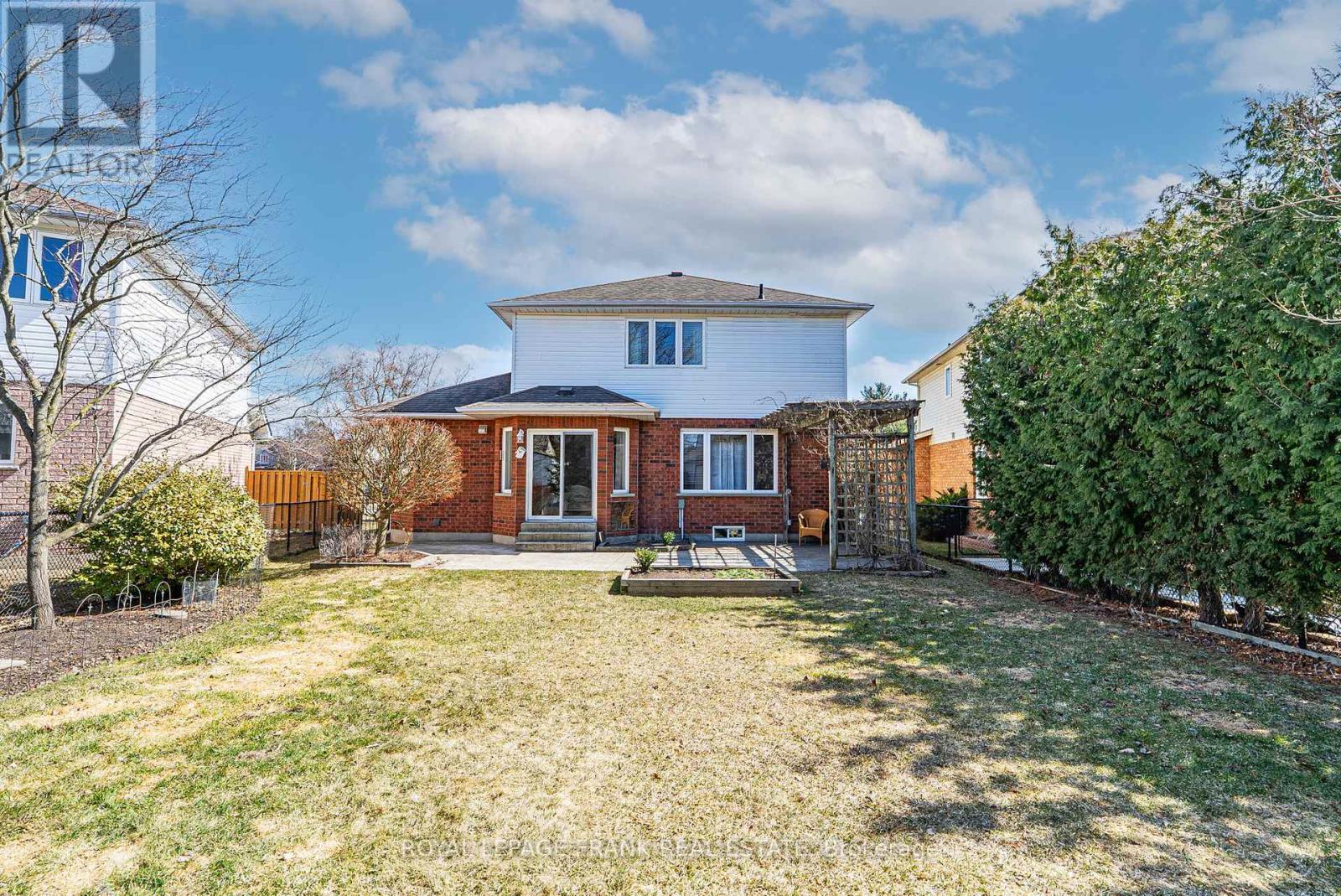 












148 NIAGARA DRIVE

,
Oshawa (Samac),




Ontario
L1G8B6

