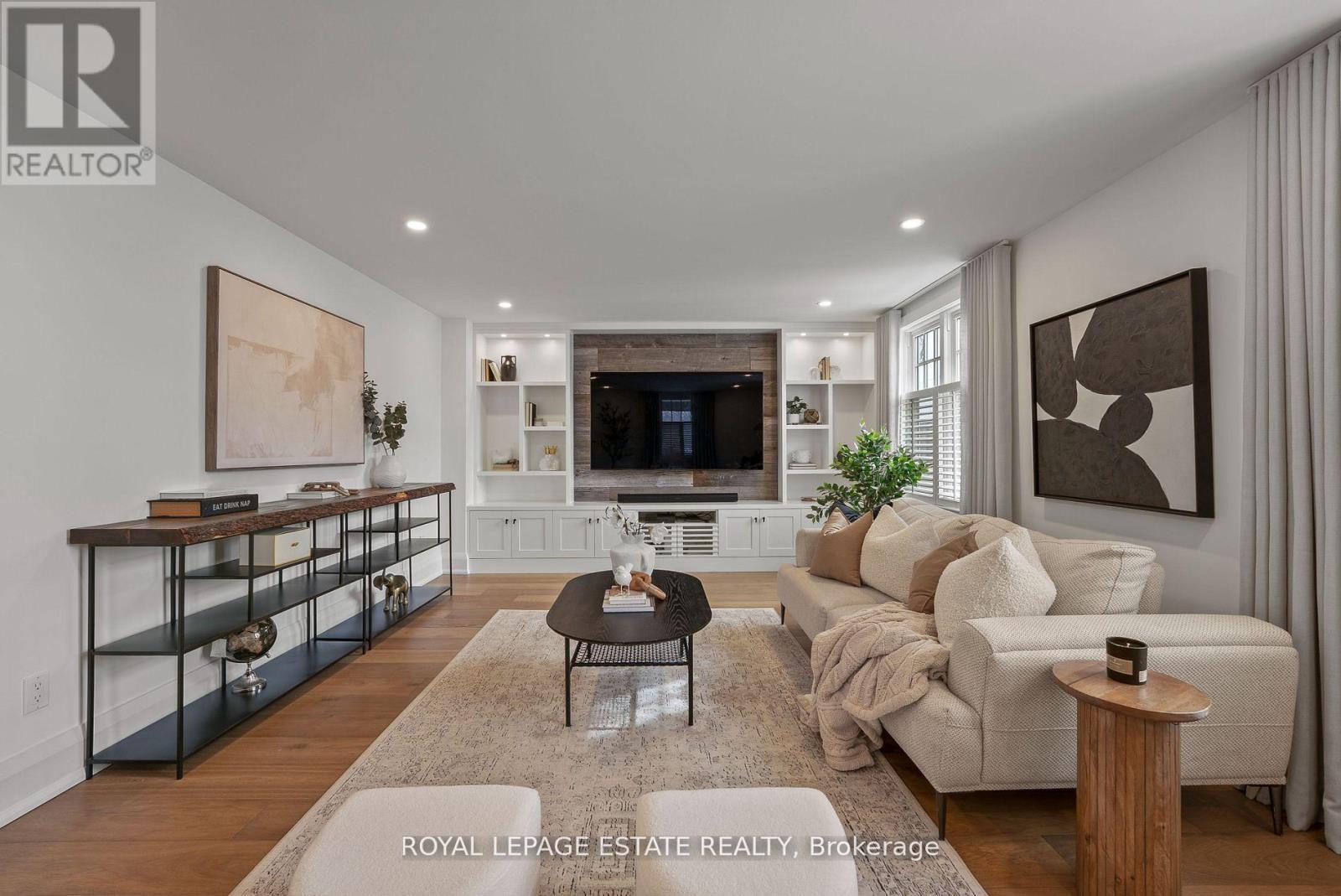 












6641 MAIN STREET

,
Whitchurch-Stouffville,




Ontario
L4A6B3


