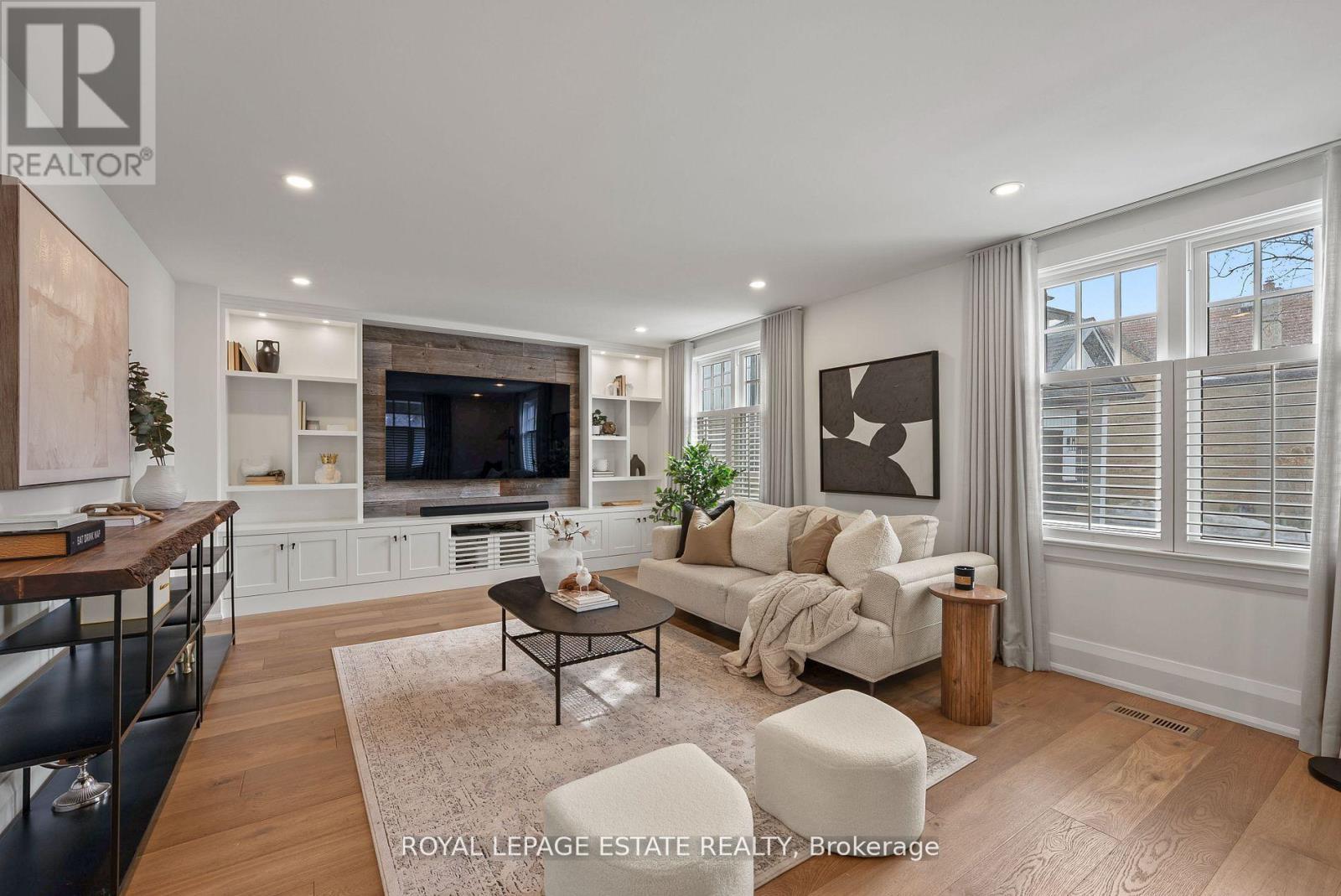 












6641 MAIN STREET

,
Whitchurch-Stouffville,




Ontario
L4A6B3

